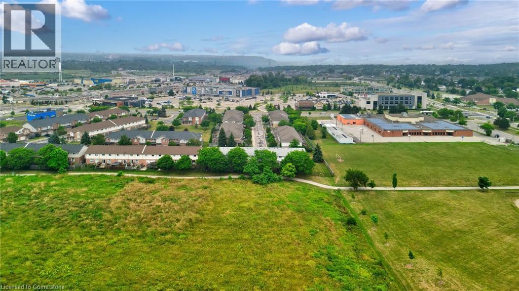 Photo 35 of 800 Paramount Drive Unit 28, Stoney Creek ON