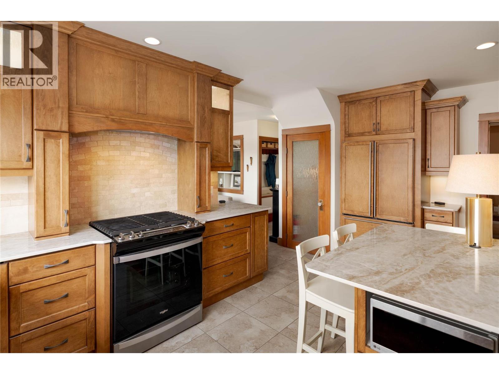  354 BURNE Avenue, Kelowna