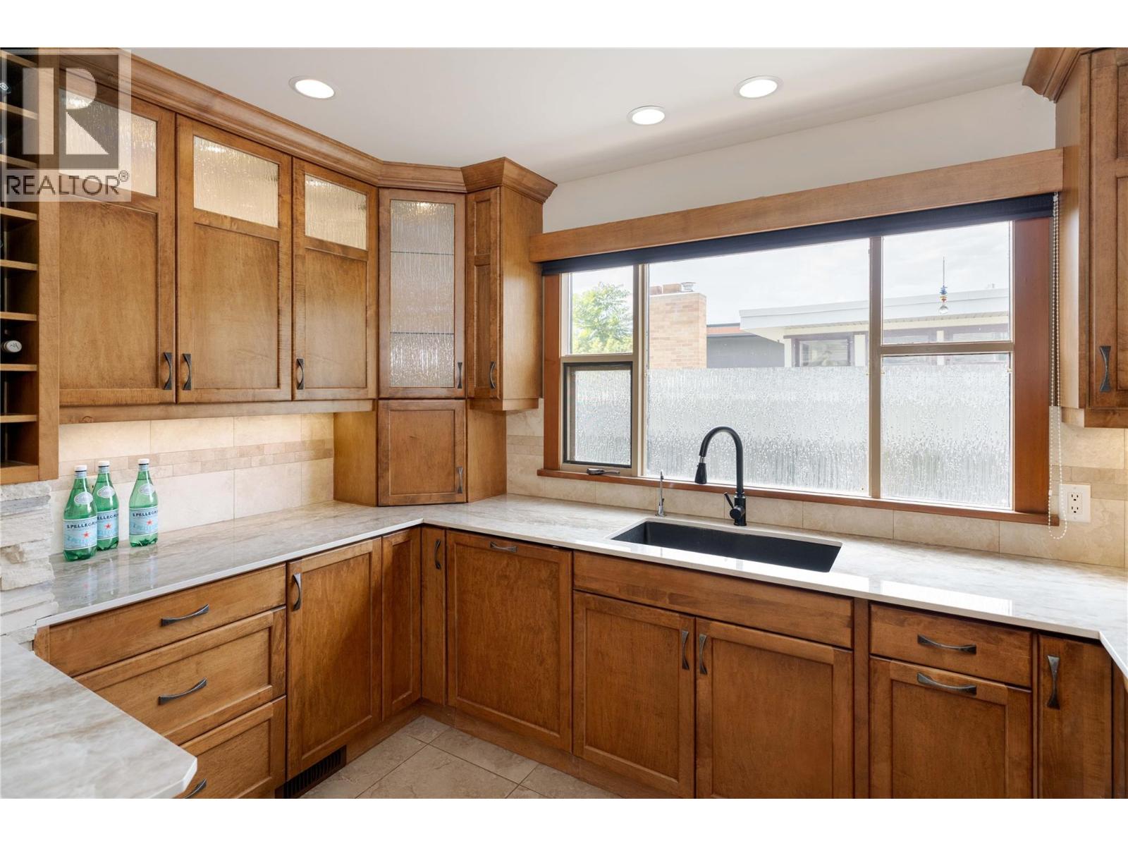  354 BURNE Avenue, Kelowna