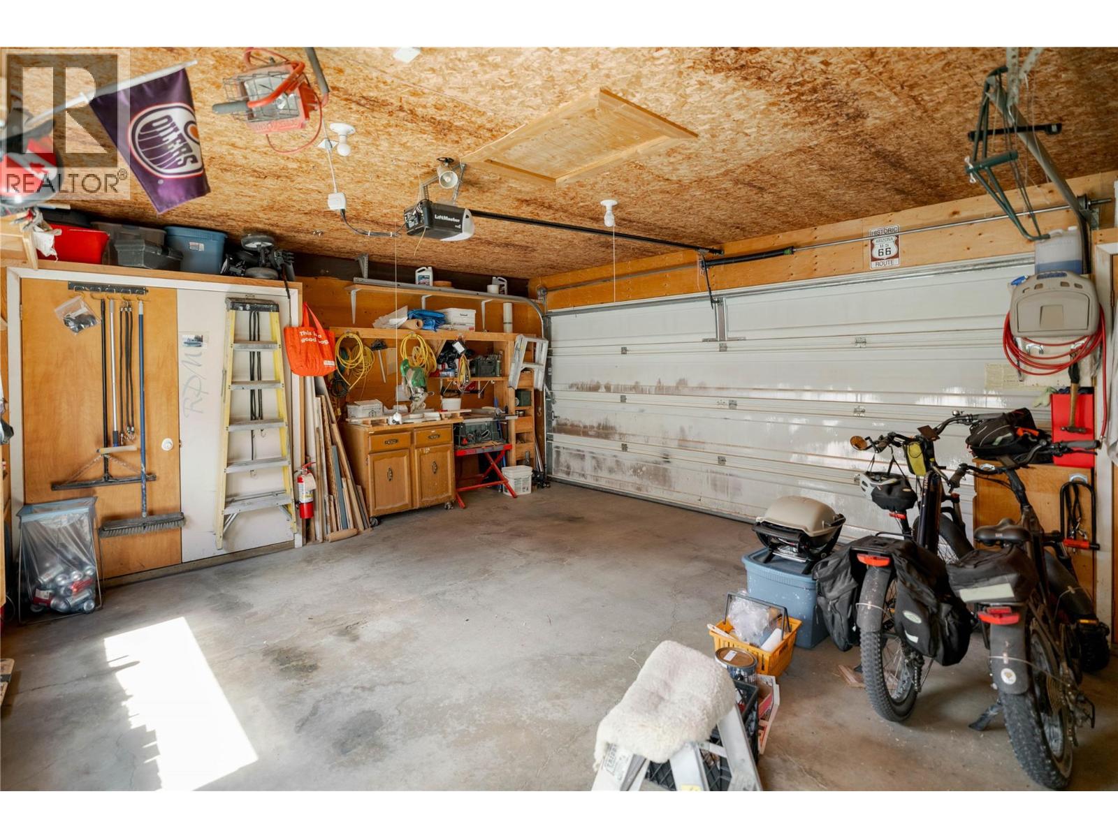  354 BURNE Avenue, Kelowna