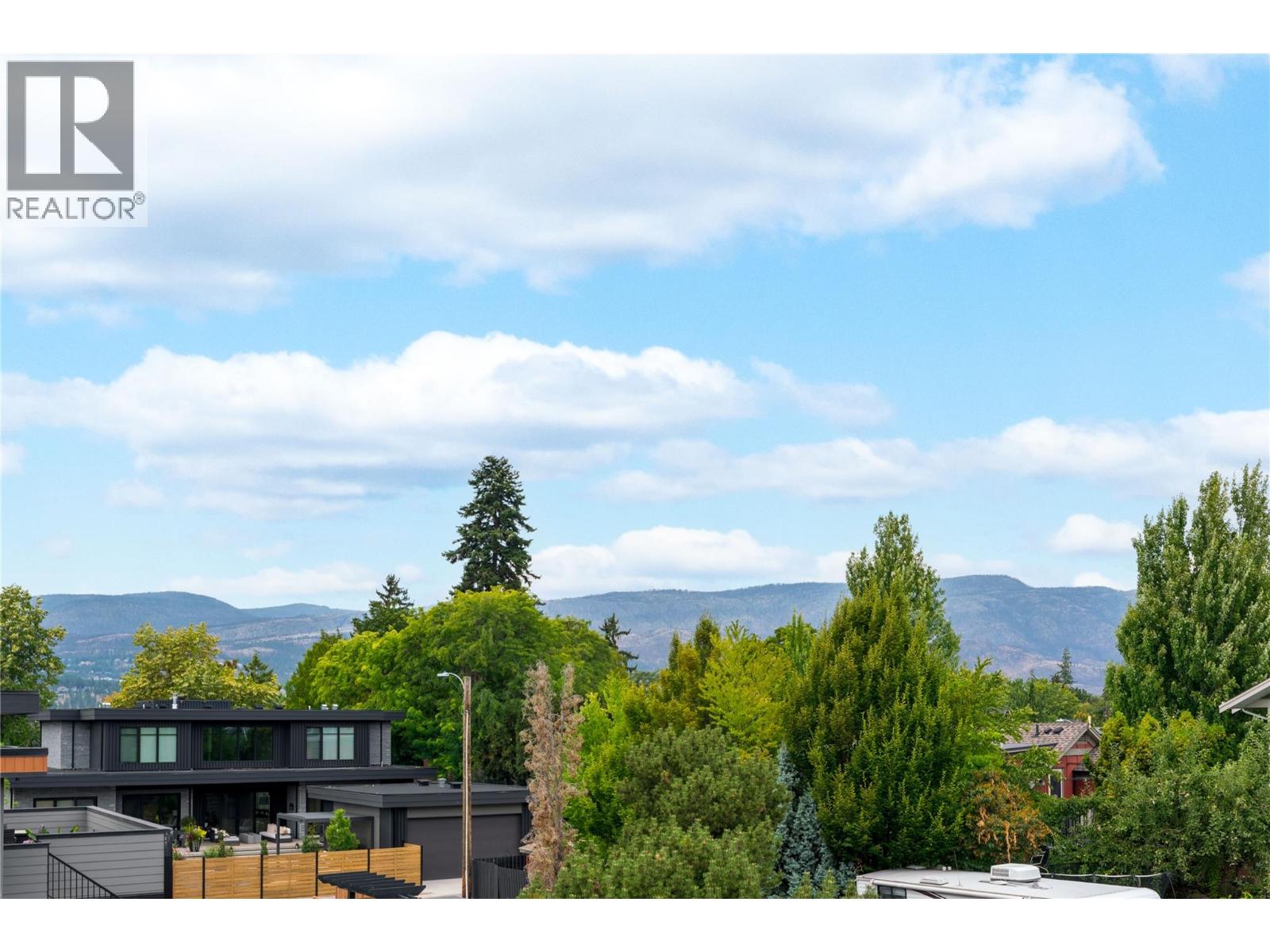  354 BURNE Avenue, Kelowna