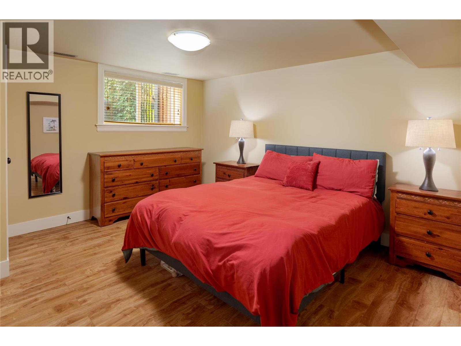  354 BURNE Avenue, Kelowna