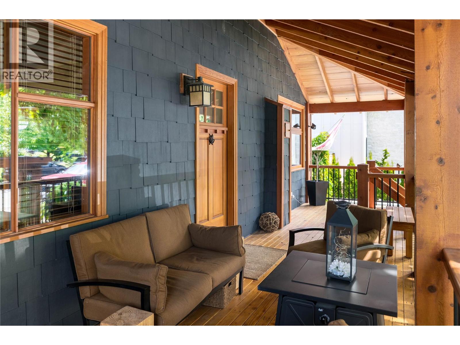  354 BURNE Avenue, Kelowna