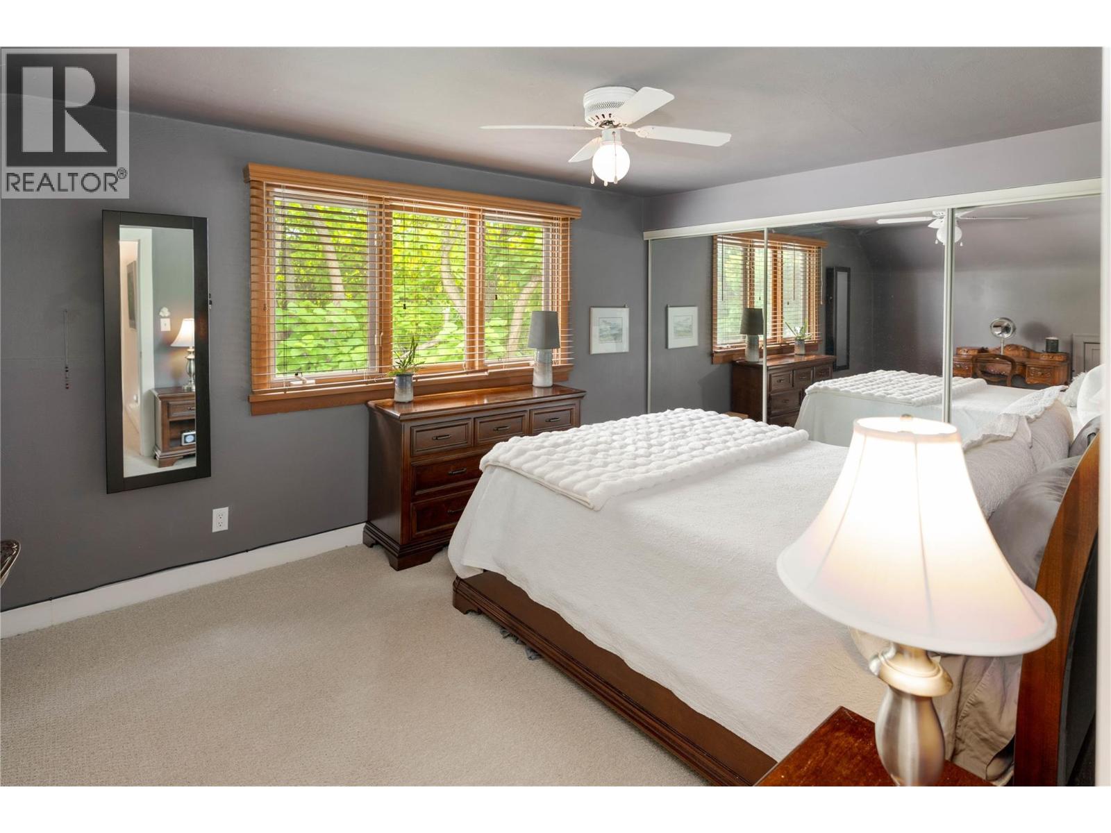  354 BURNE Avenue, Kelowna