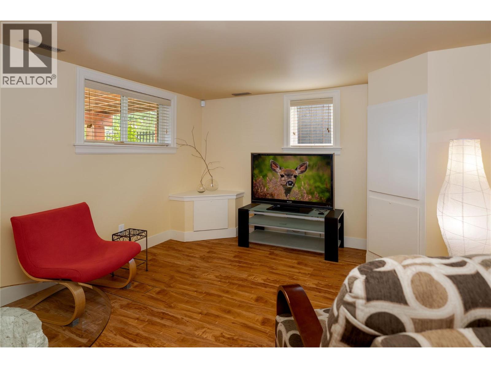  354 BURNE Avenue, Kelowna