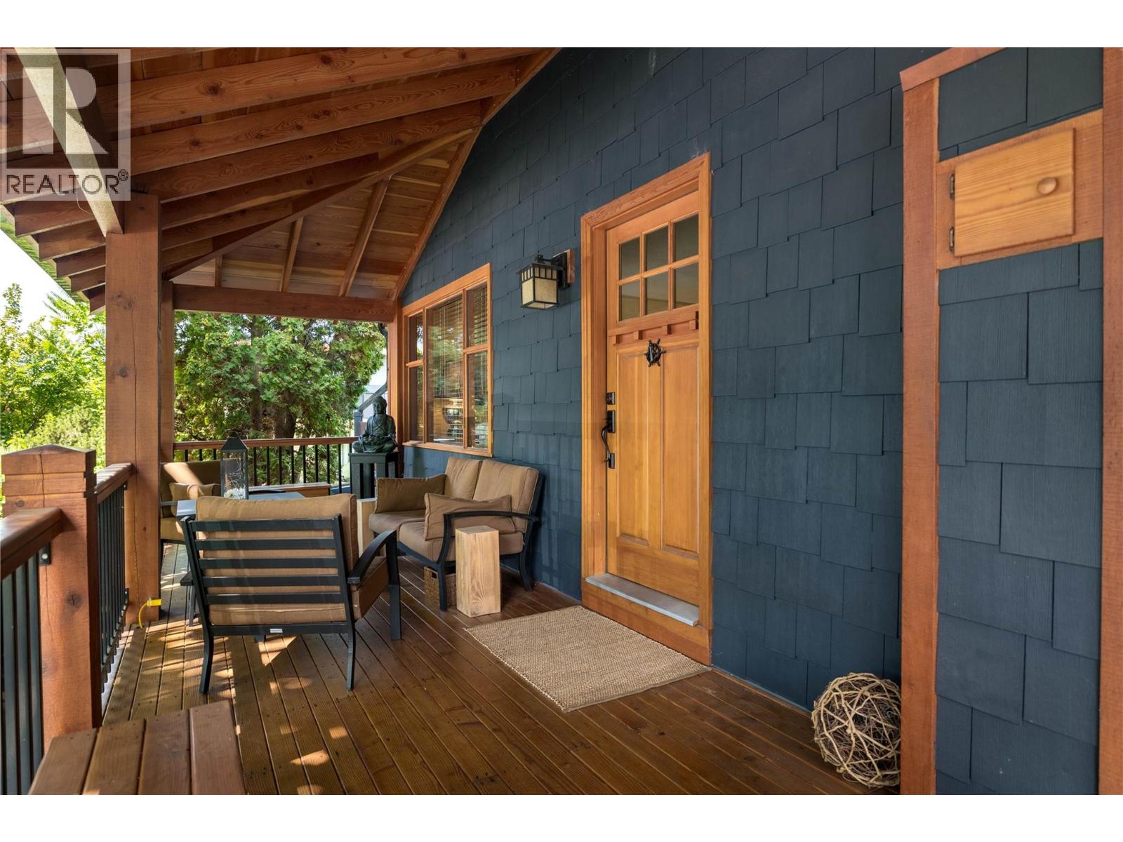  354 BURNE Avenue, Kelowna