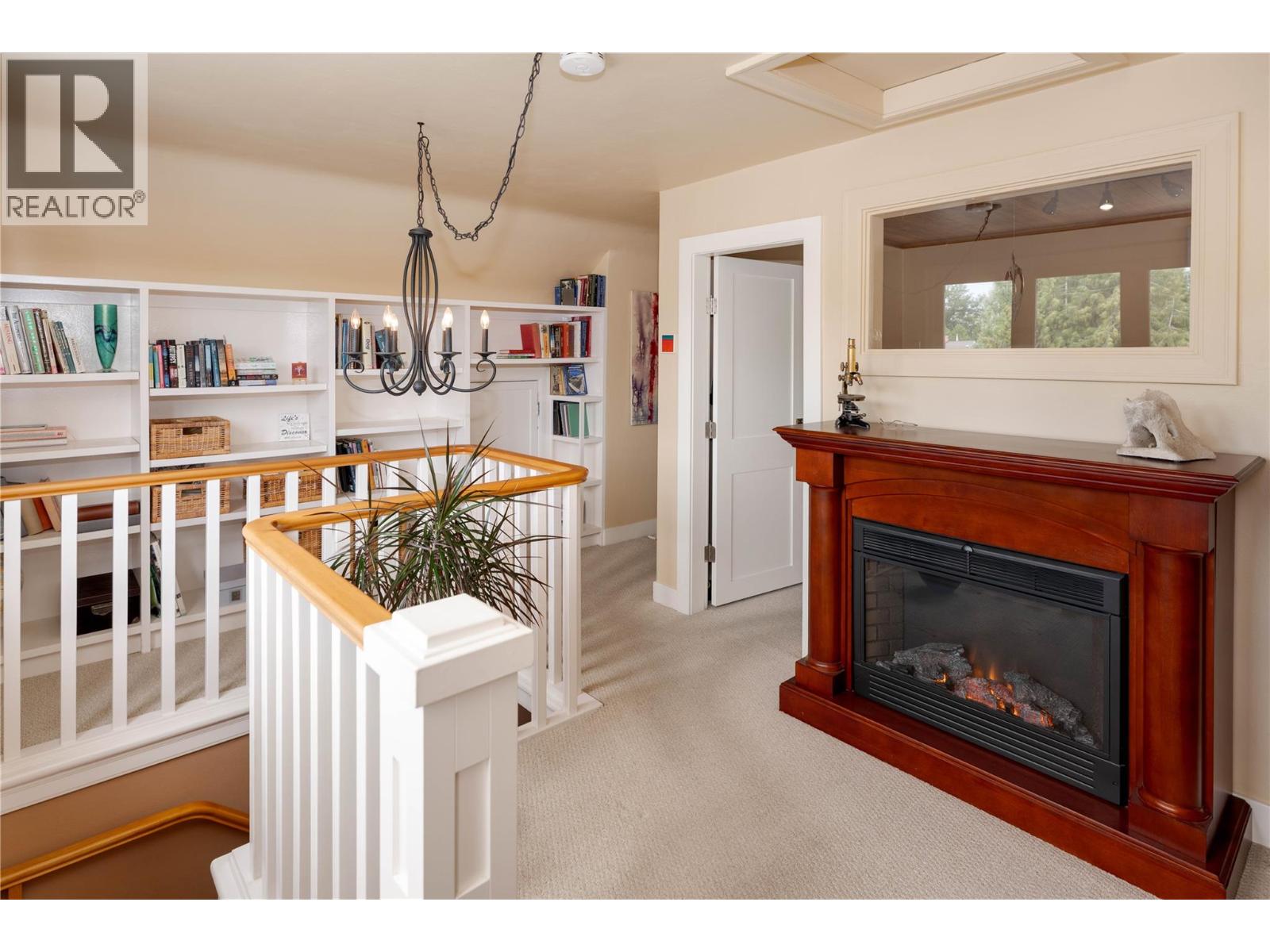  354 BURNE Avenue, Kelowna