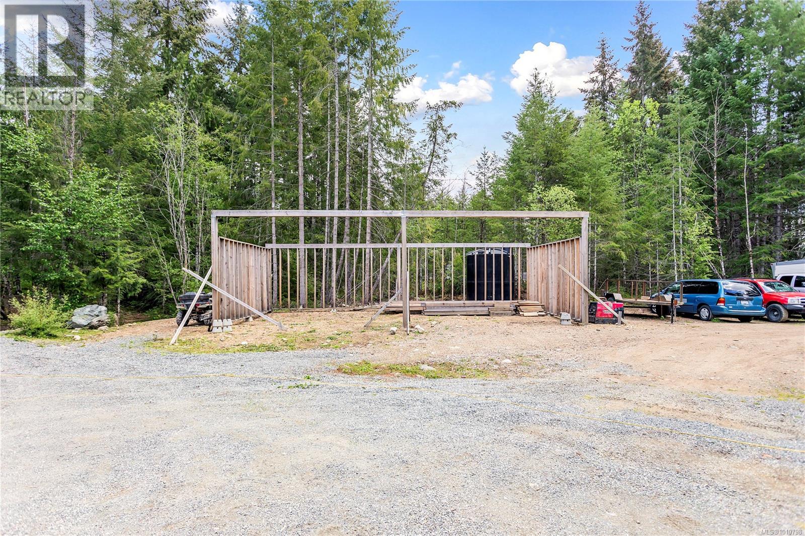 Photo 13 of 1850 Nanaimo River Rd, Nanaimo BC