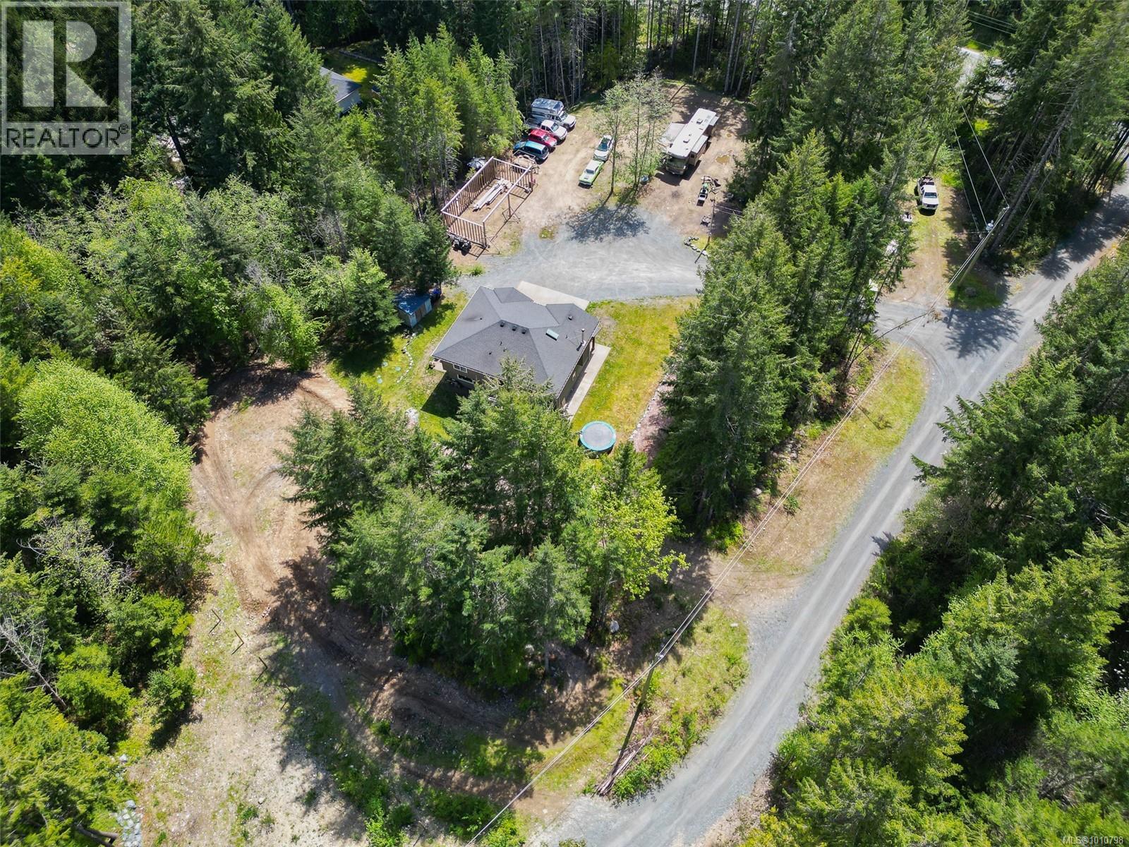 Photo 9 of 1850 Nanaimo River Rd, Nanaimo BC