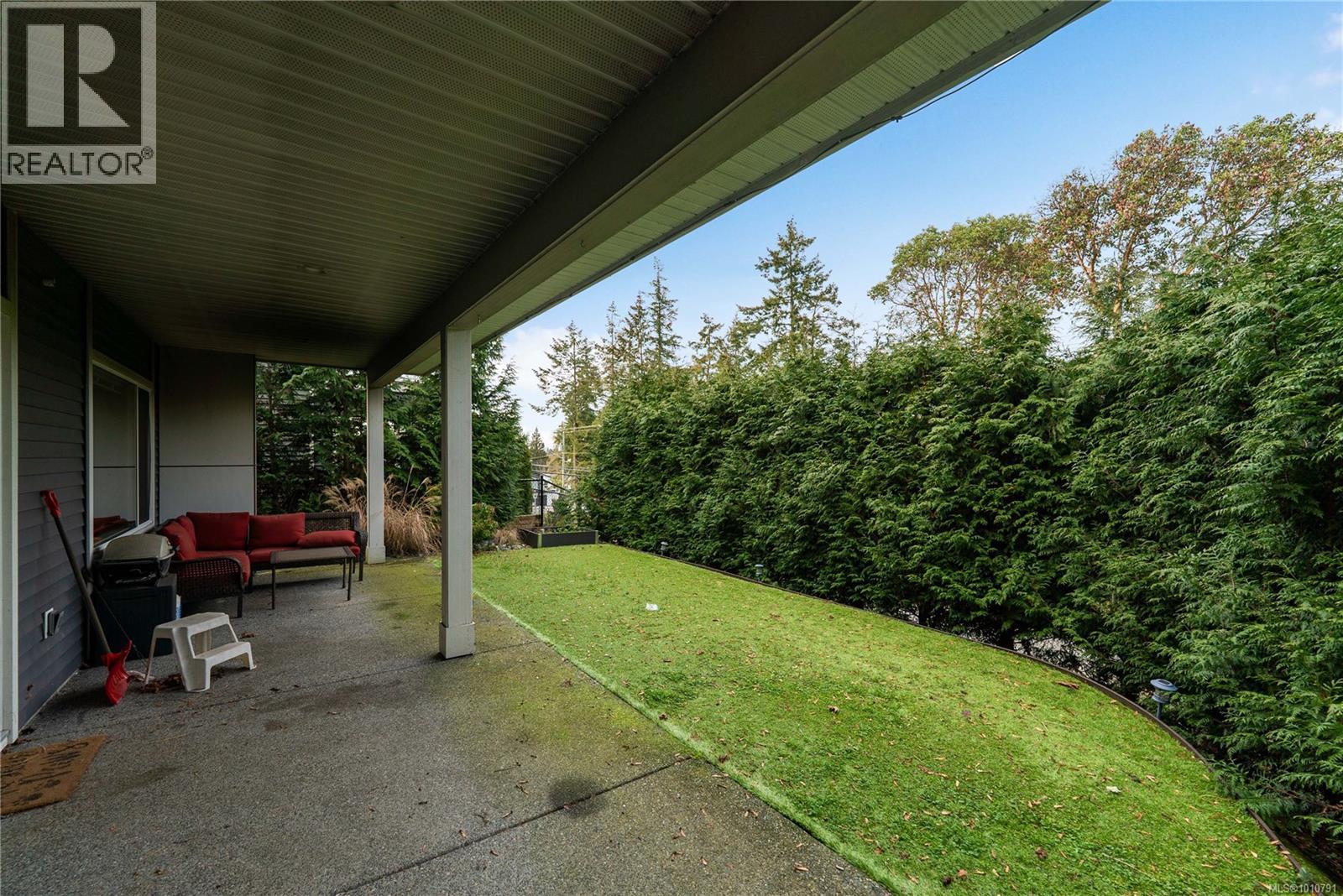 Photo 11 of 4981 Dunn Pl, Nanaimo BC