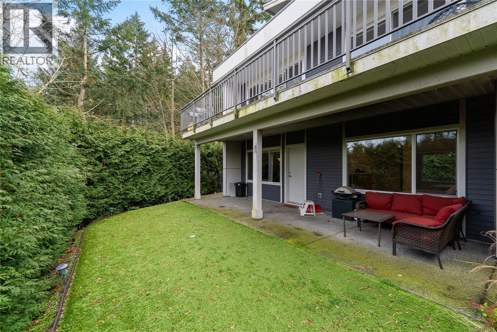Photo 3 of 4981 Dunn Pl, Nanaimo BC