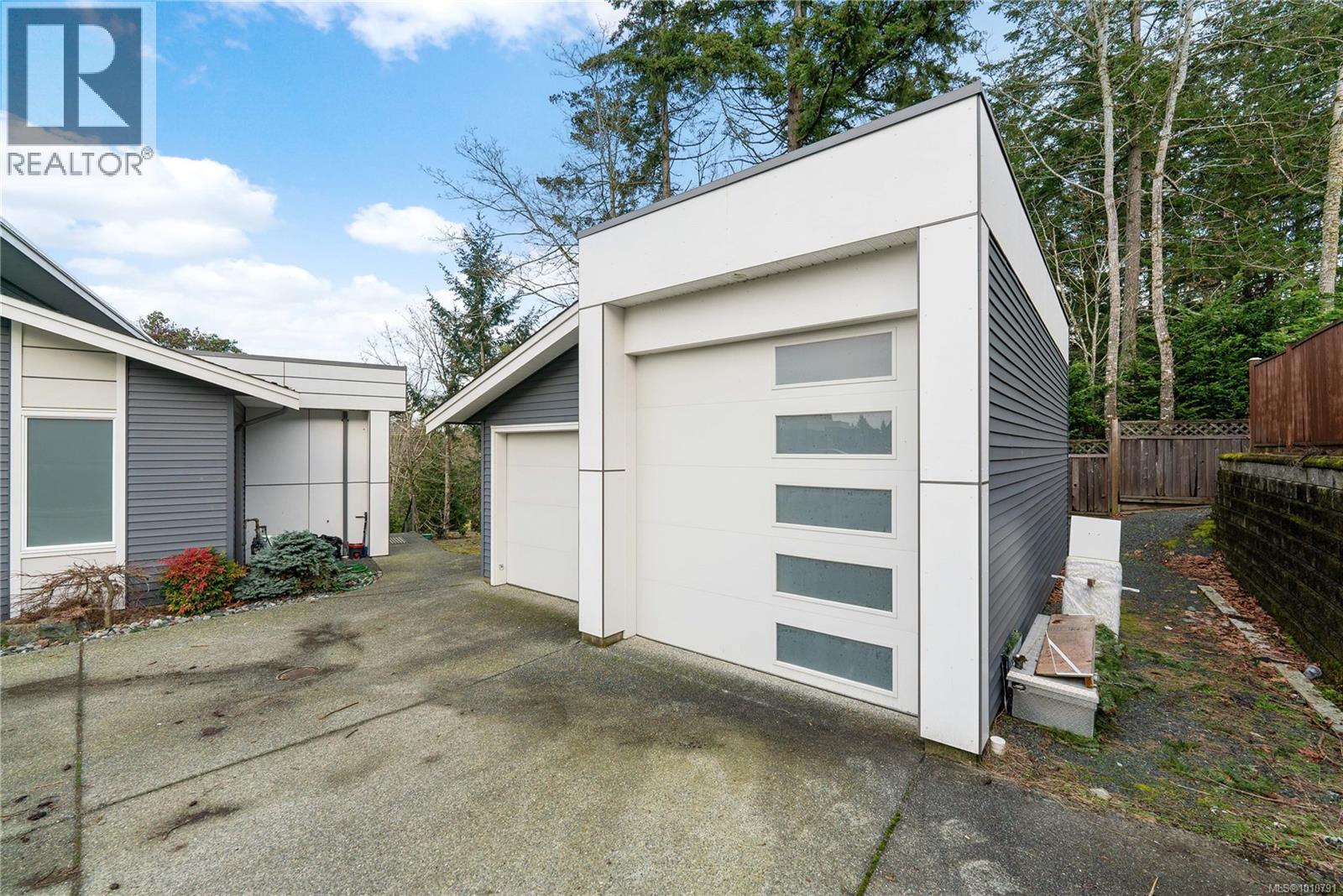 Photo 44 of 4981 Dunn Pl, Nanaimo BC