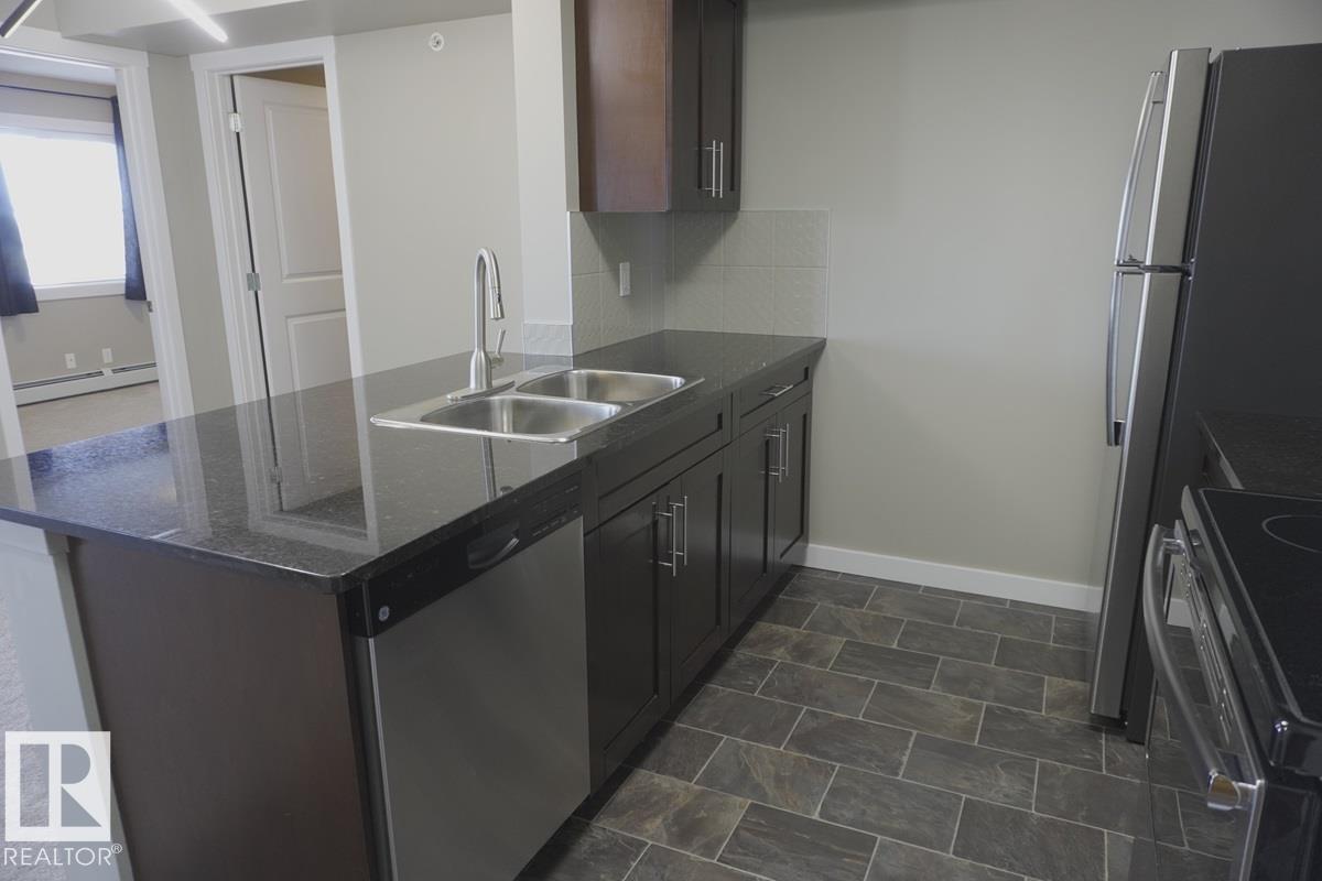 Photo 5 of 409 5810 Mullen Pl Nw, Edmonton AB