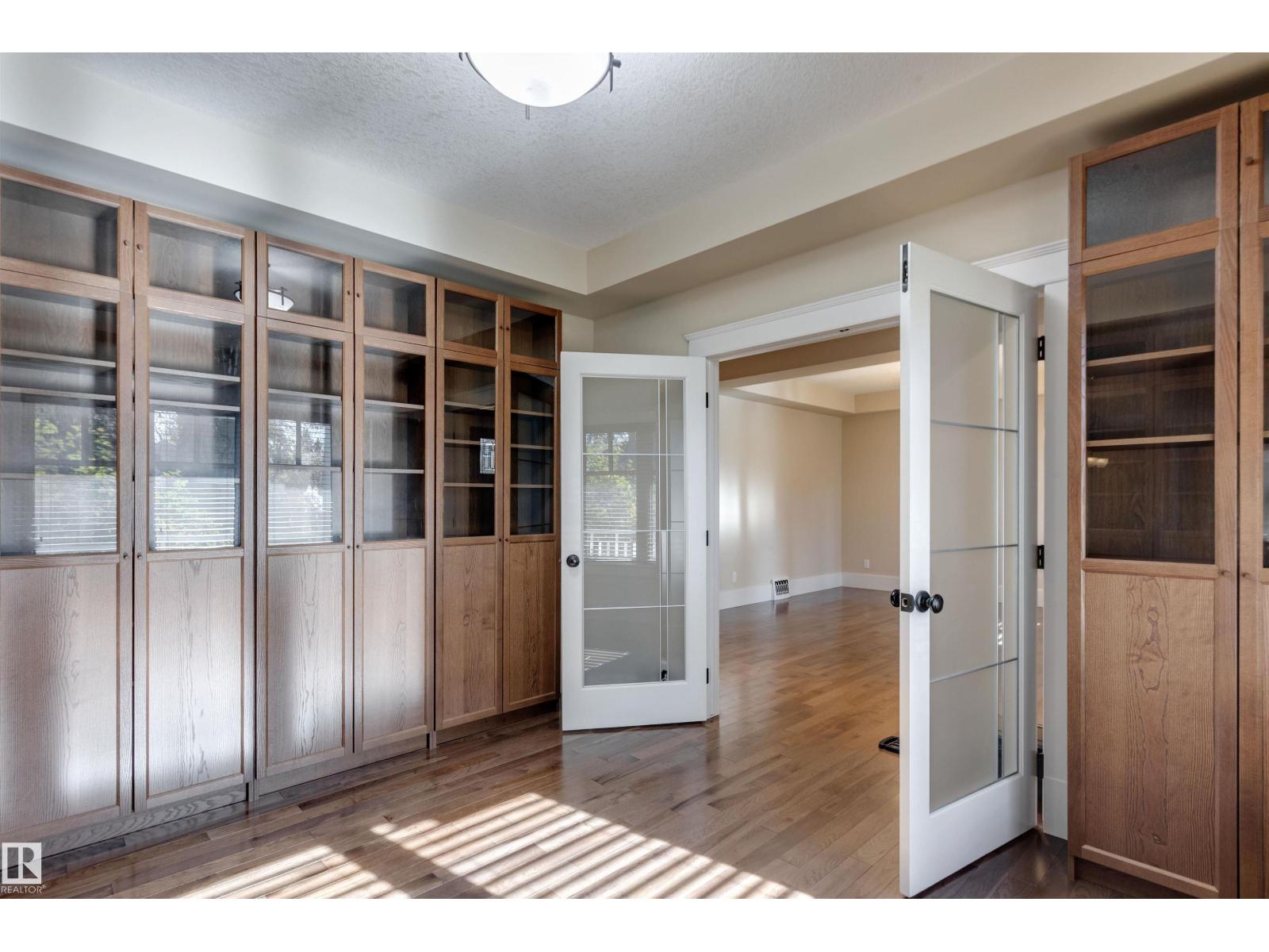 Photo 67 of 11026 80 Av Nw, Edmonton AB