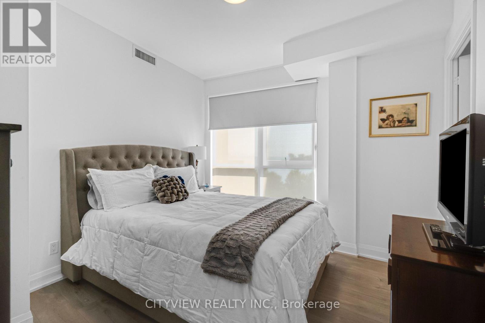 Photo 12 of 304 110 Marine Parade Drive, Toronto ON