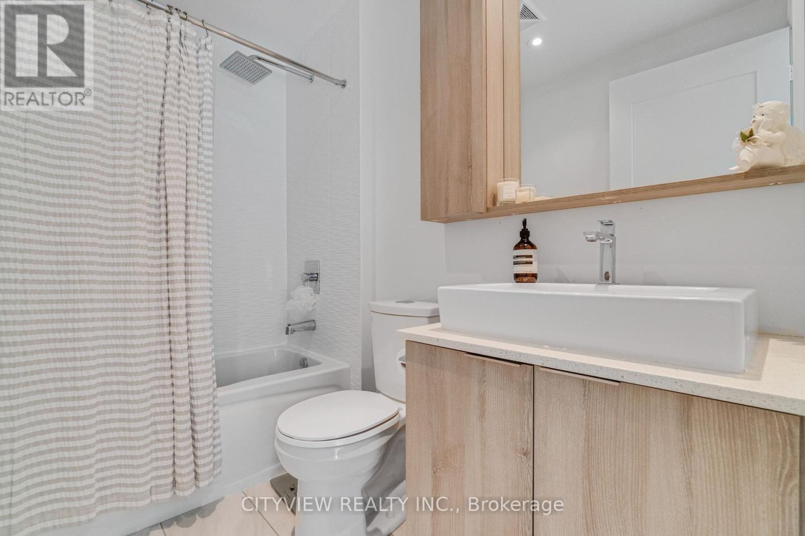 Photo 13 of 304 110 Marine Parade Drive, Toronto ON
