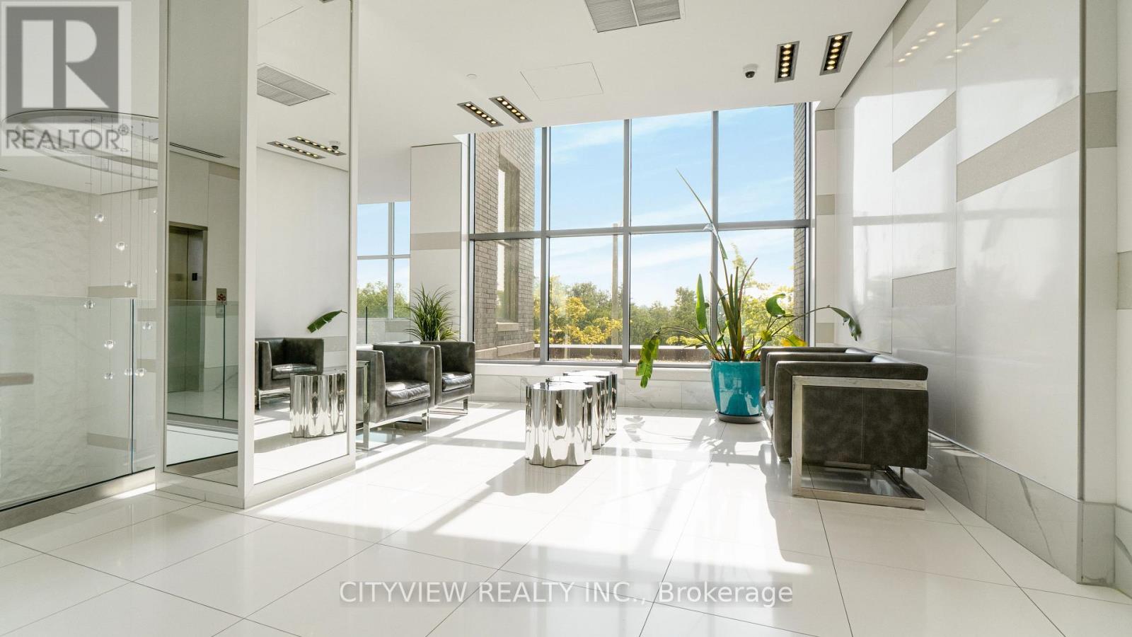 Photo 5 of 304 110 Marine Parade Drive, Toronto ON