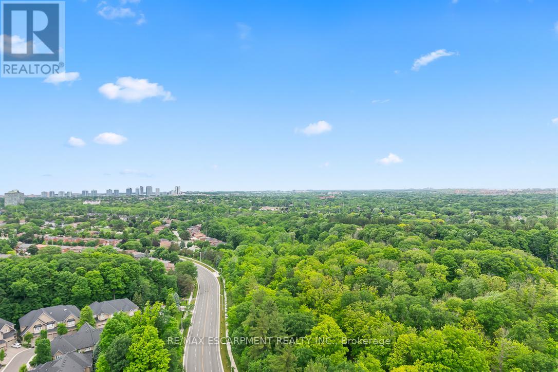 Photo 13 of Ph 7 1900 The Collegeway, Mississauga ON