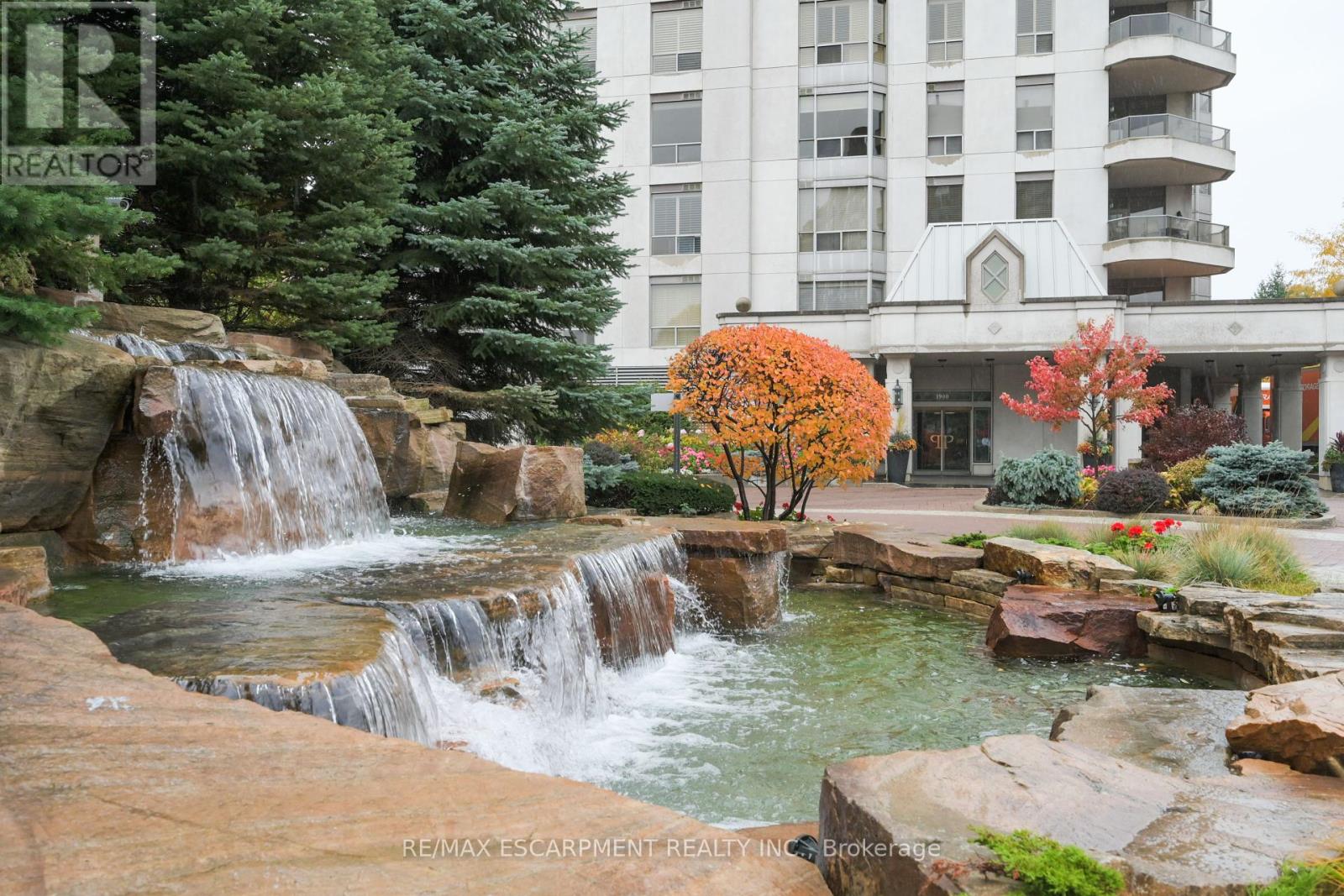 Photo 14 of Ph 7 1900 The Collegeway, Mississauga ON