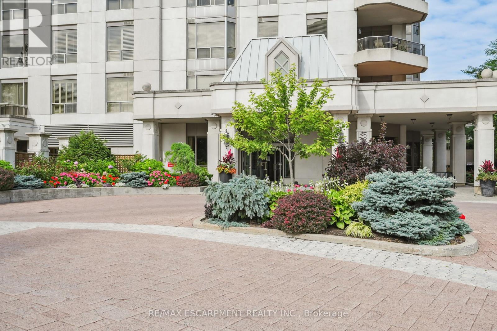 Photo 6 of Ph 7 1900 The Collegeway, Mississauga ON