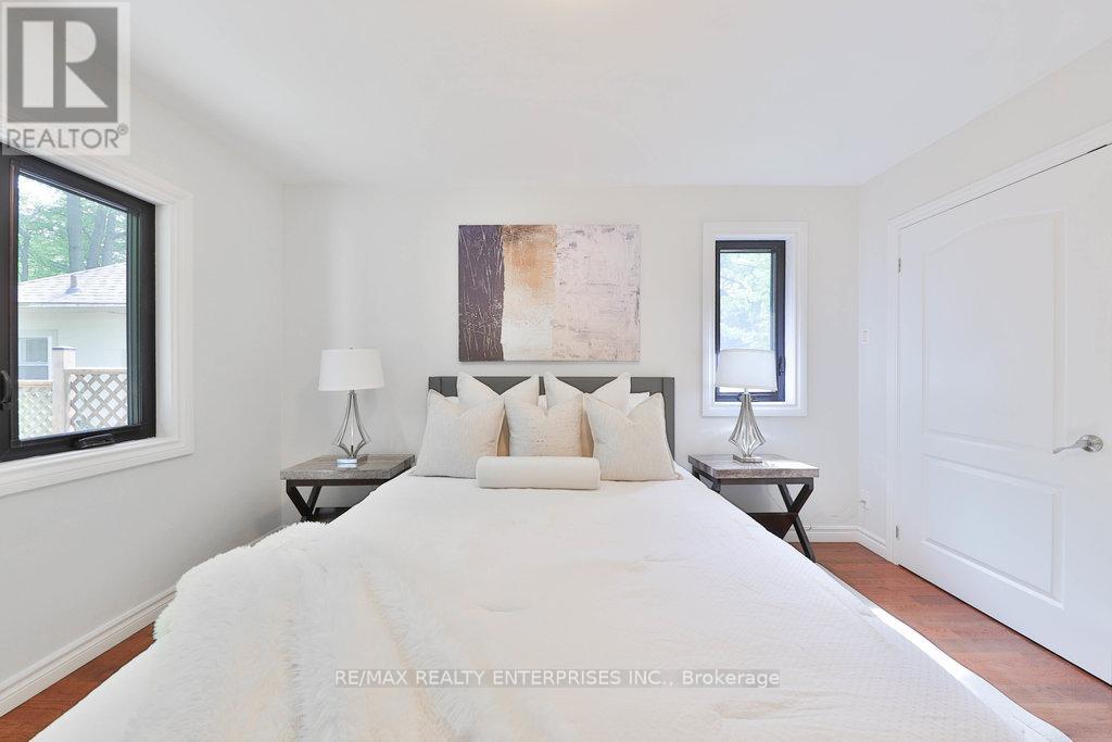 Photo 20 of 1389 Milton Avenue, Mississauga ON