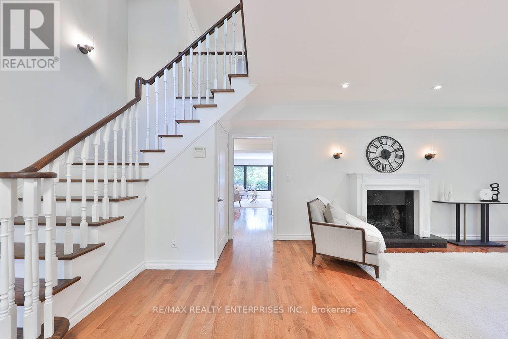 Photo 25 of 1389 Milton Avenue, Mississauga ON