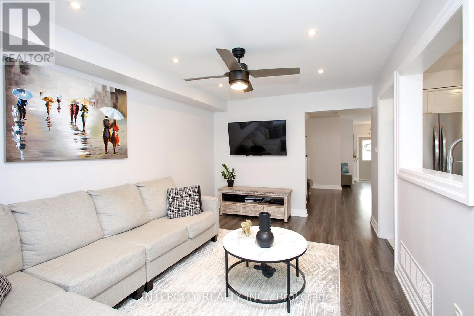 Photo 33 of 5 Humbershed Crescent, Caledon ON
