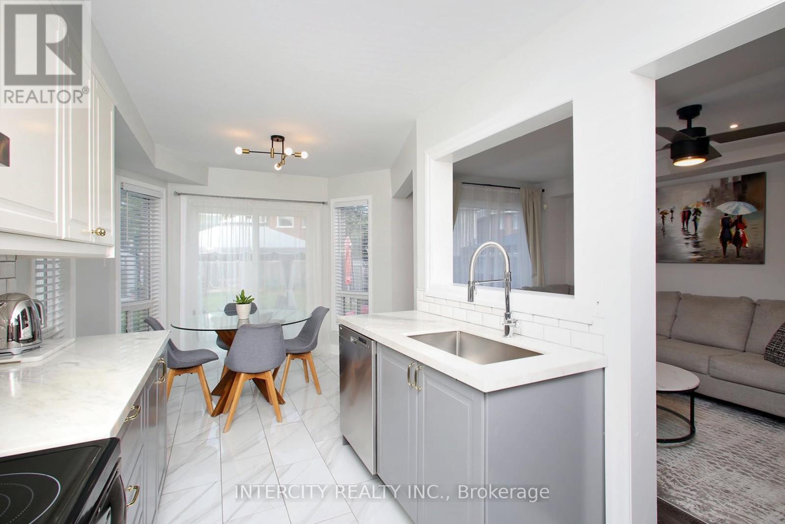 Photo 17 of 5 Humbershed Crescent, Caledon ON
