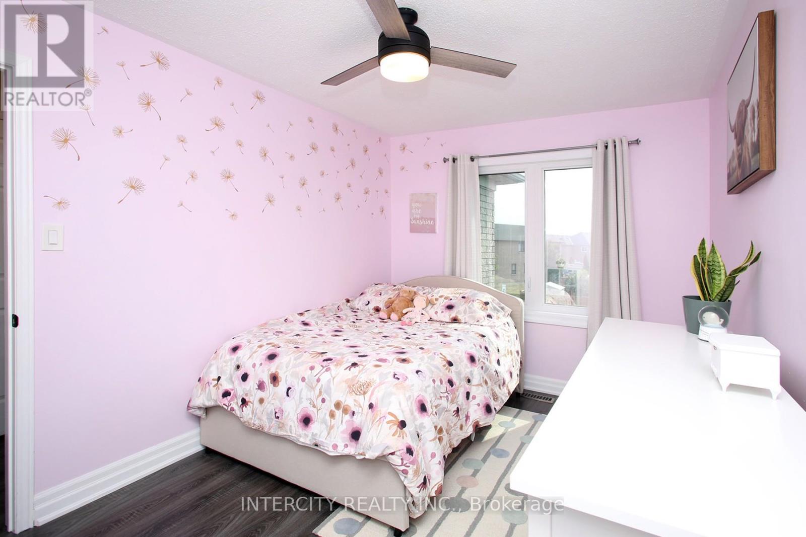 Photo 16 of 5 Humbershed Crescent, Caledon ON