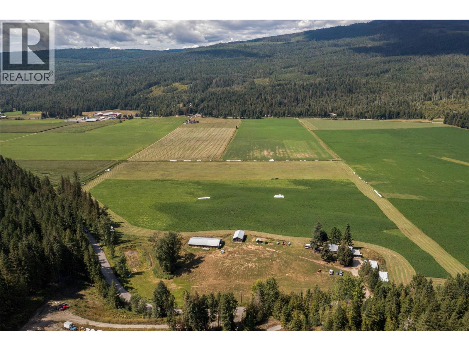 Photo 13 of 414 Mallory Road, Enderby BC