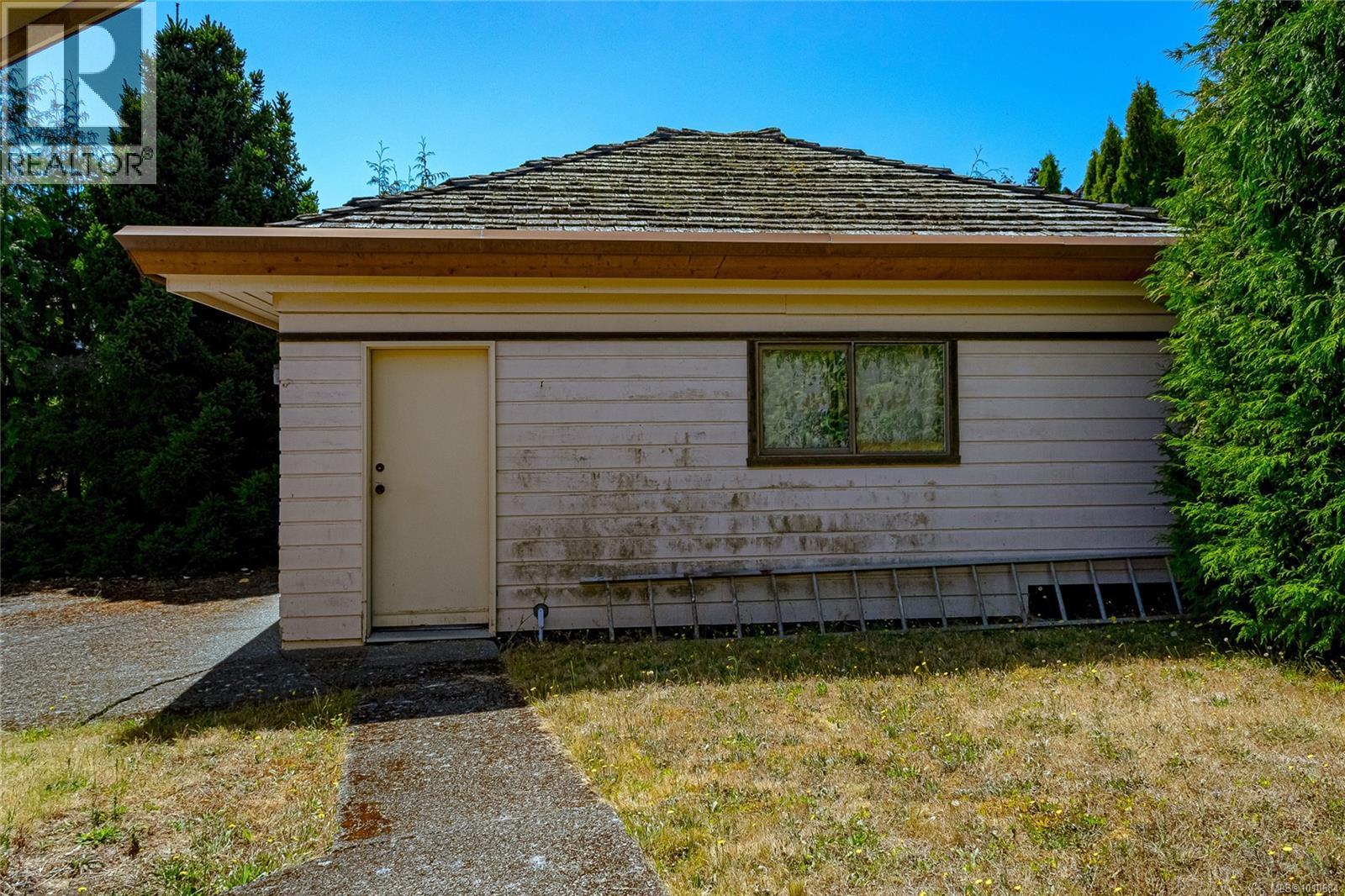 2297 COVINGTON PL - 24