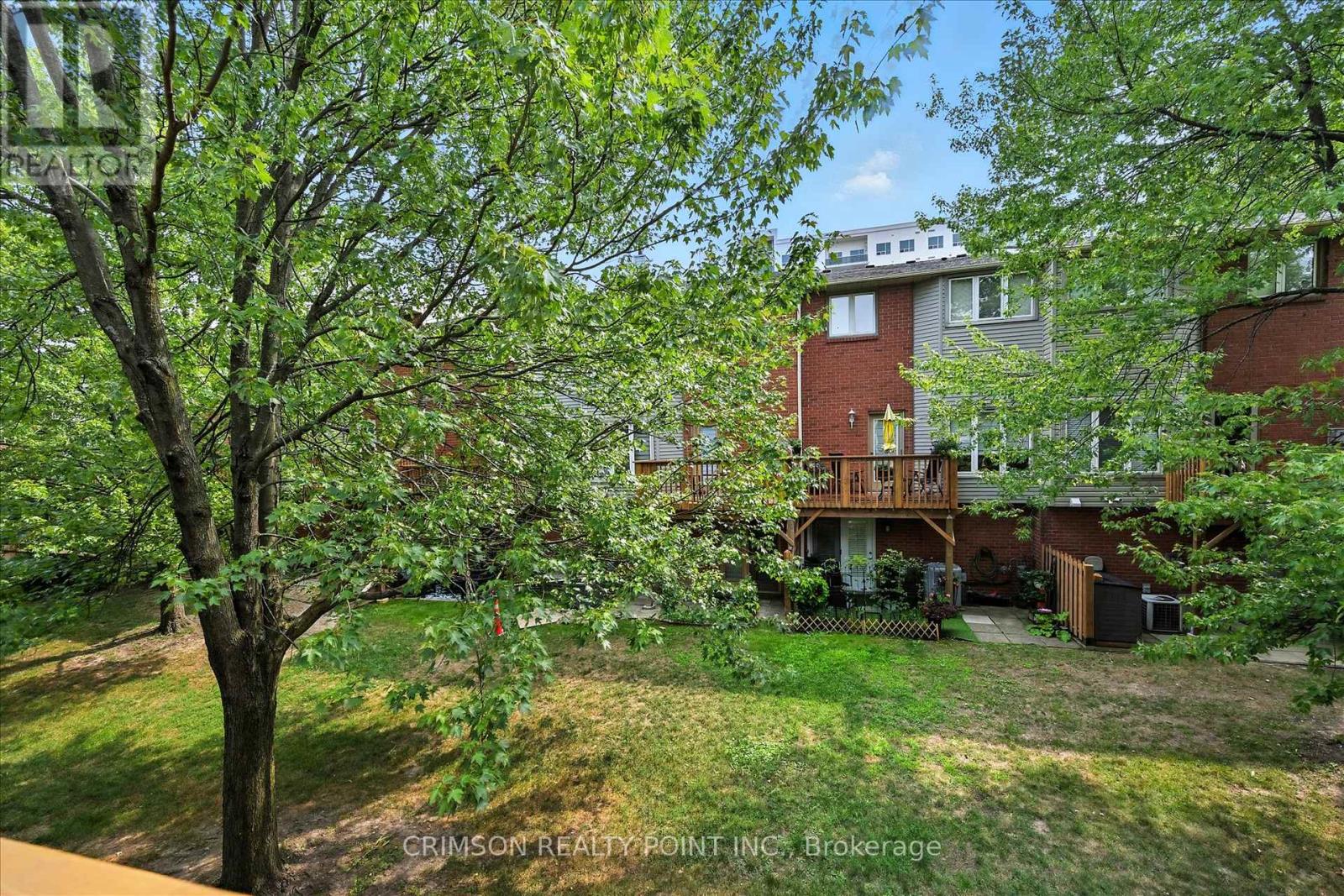 Photo 25 of 47 72 Stone Church Road W, Hamilton ON