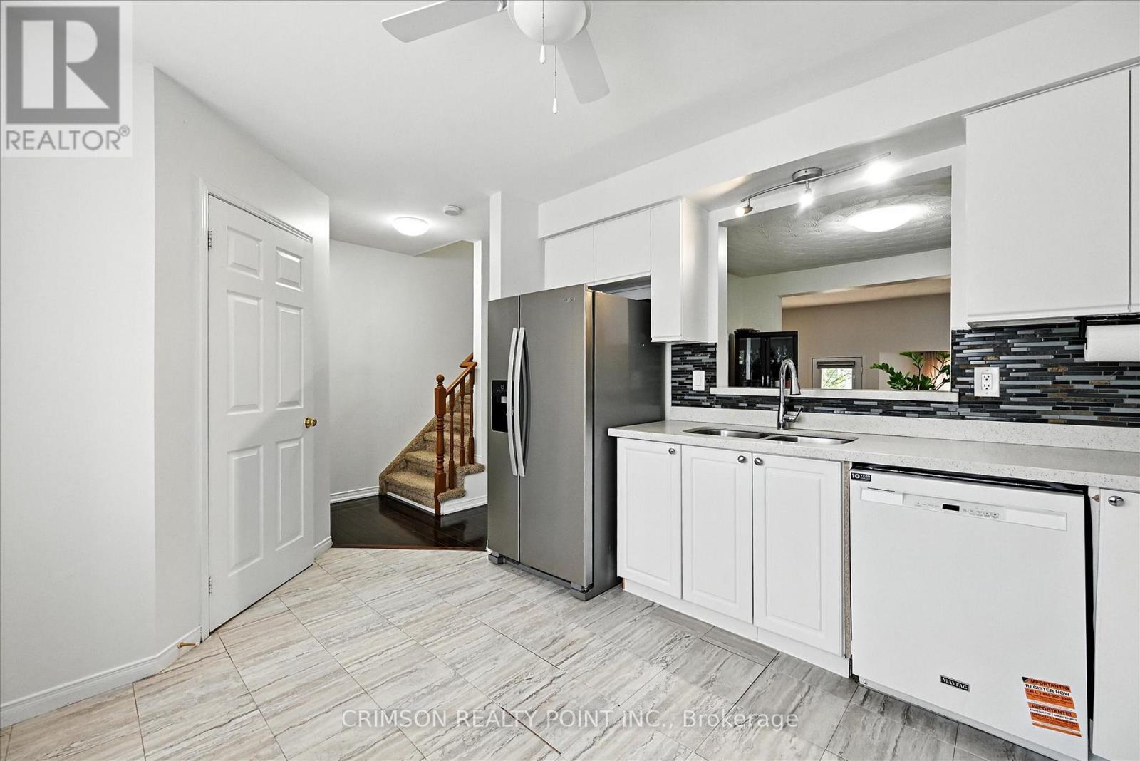Photo 39 of 47 72 Stone Church Road W, Hamilton ON