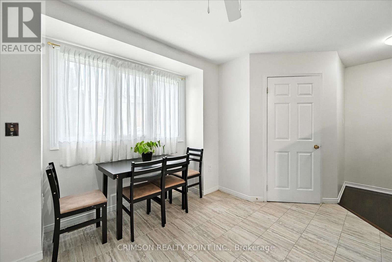 Photo 33 of 47 72 Stone Church Road W, Hamilton ON