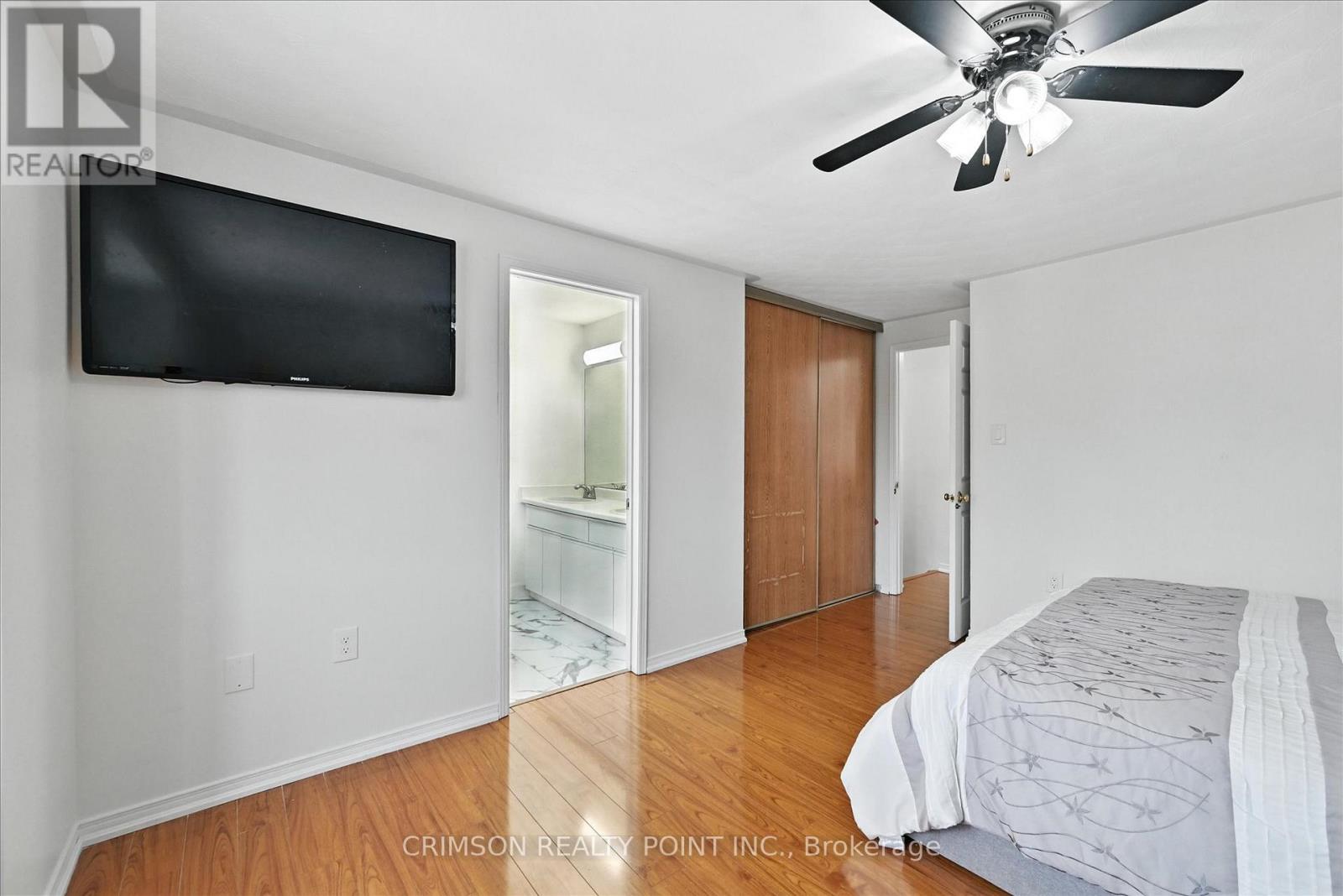 Photo 34 of 47 72 Stone Church Road W, Hamilton ON