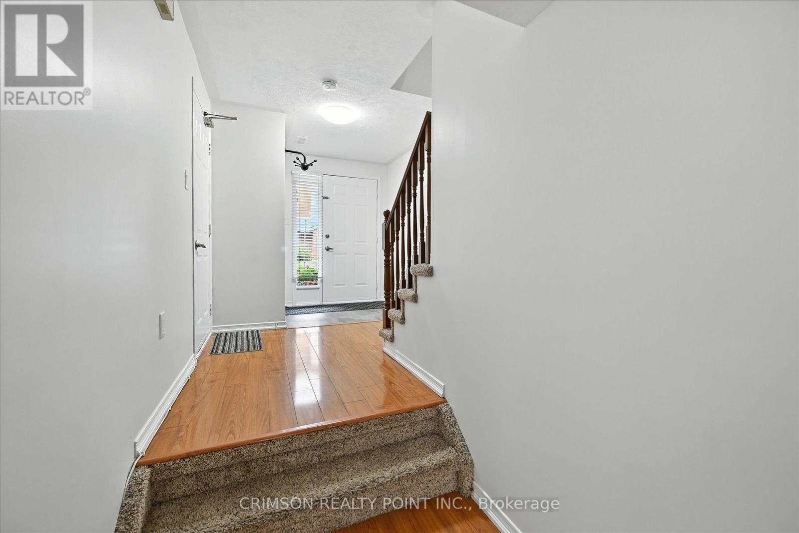 Photo 12 of 47 72 Stone Church Road W, Hamilton ON