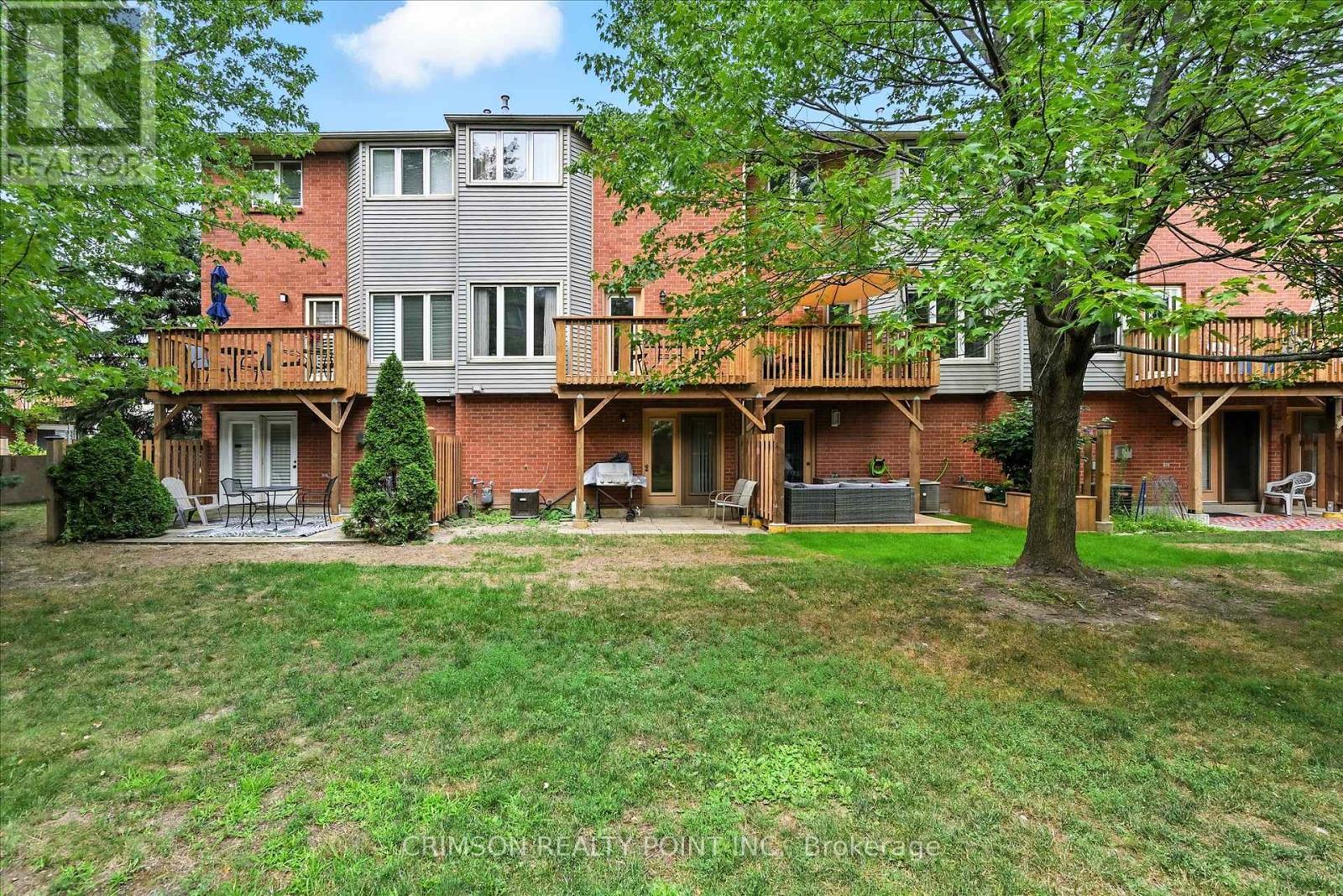 Photo 7 of 47 72 Stone Church Road W, Hamilton ON