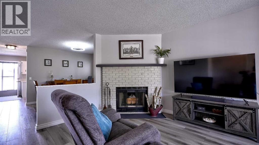 Photo 1 of 78 Athabasca Crescent, Crossfield AB