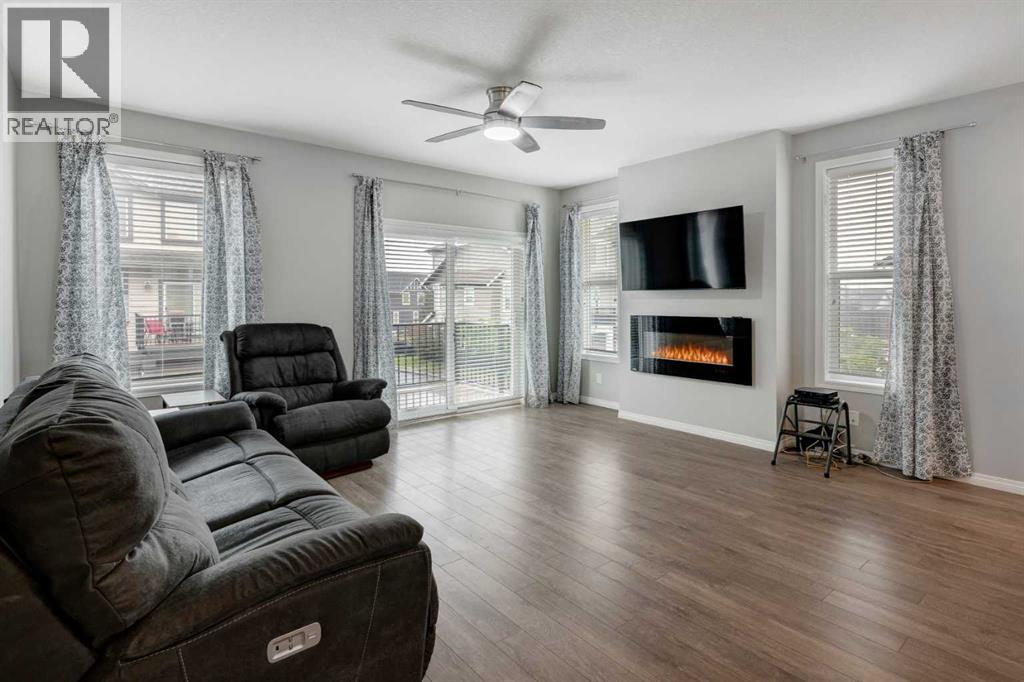 Photo 2 of 901 280 Williamstown Close Nw, Airdrie AB