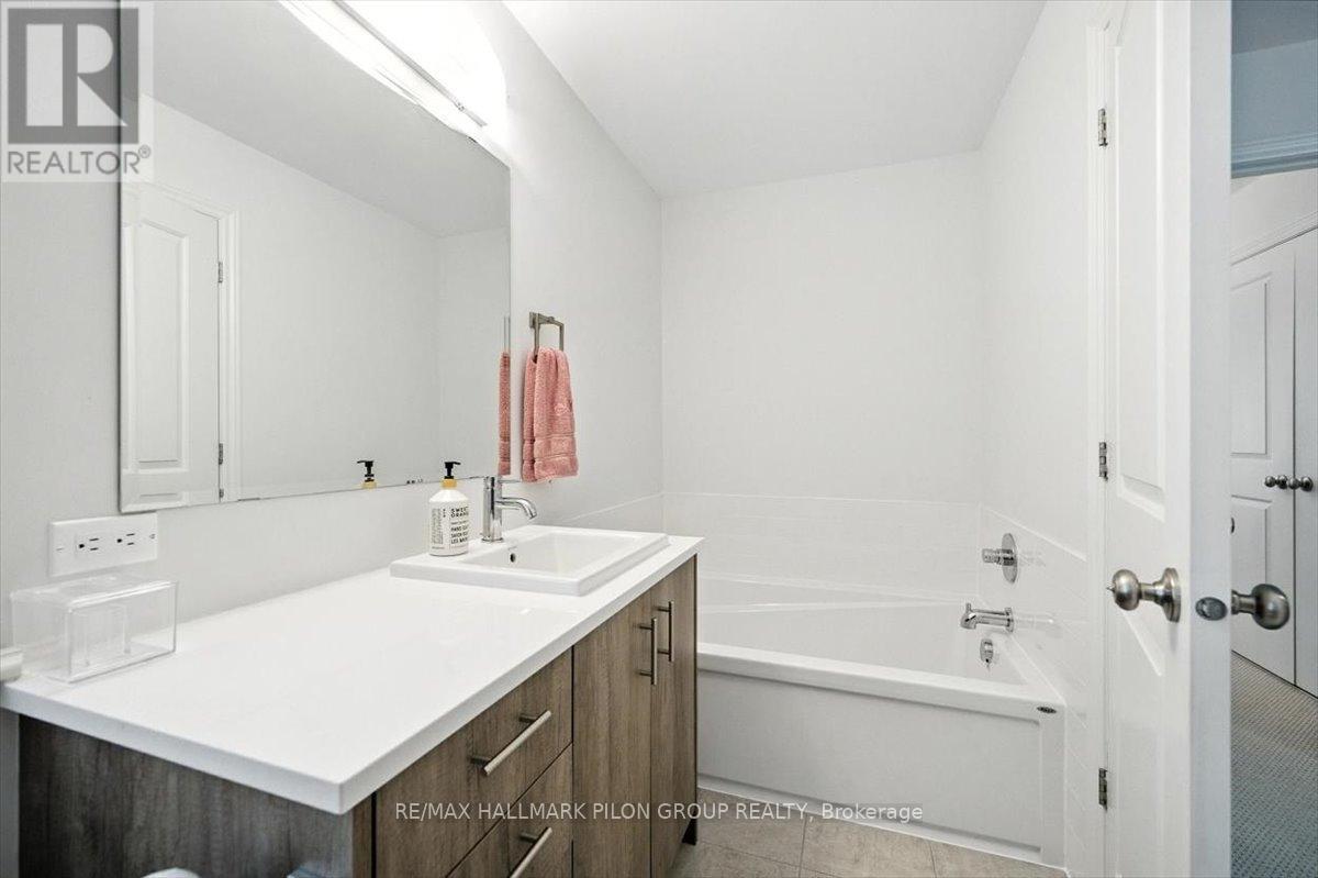 Photo 24 of 391 Cornice Street, Ottawa ON