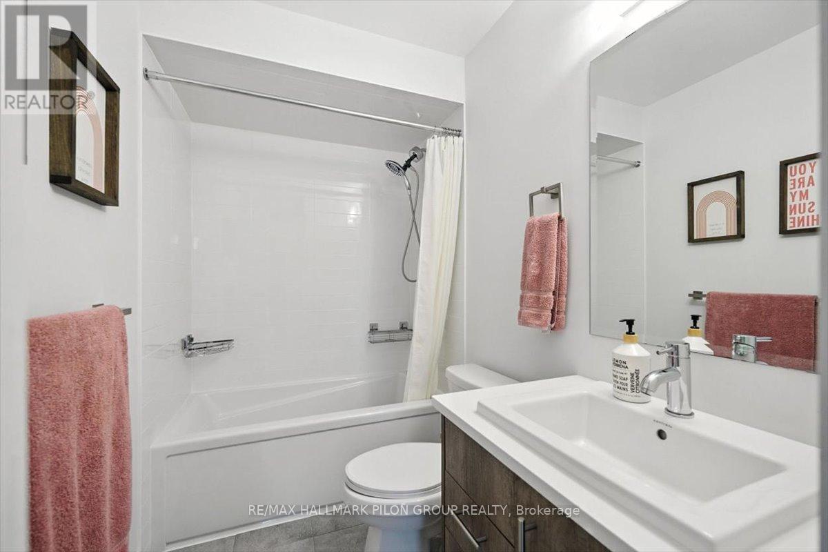 Photo 2 of 391 Cornice Street, Ottawa ON