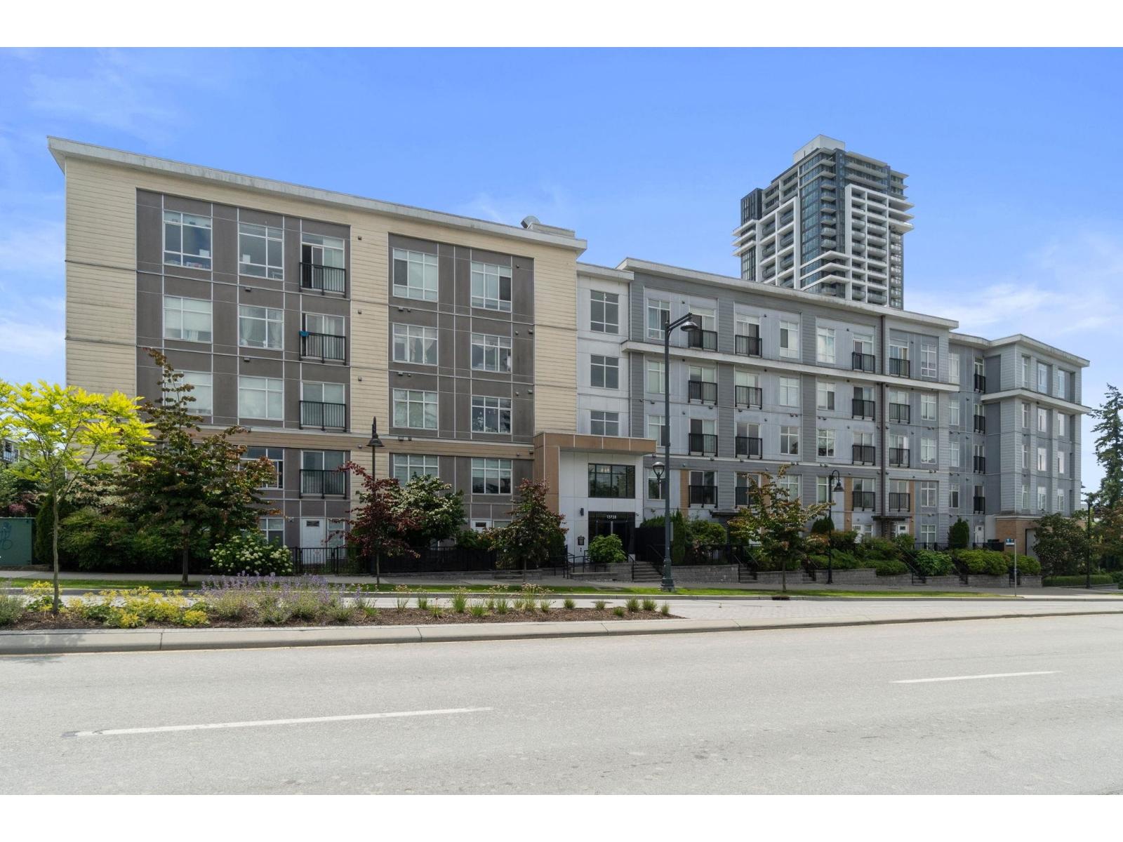 Photo 11 of 322 13728 108 Avenue, Surrey BC