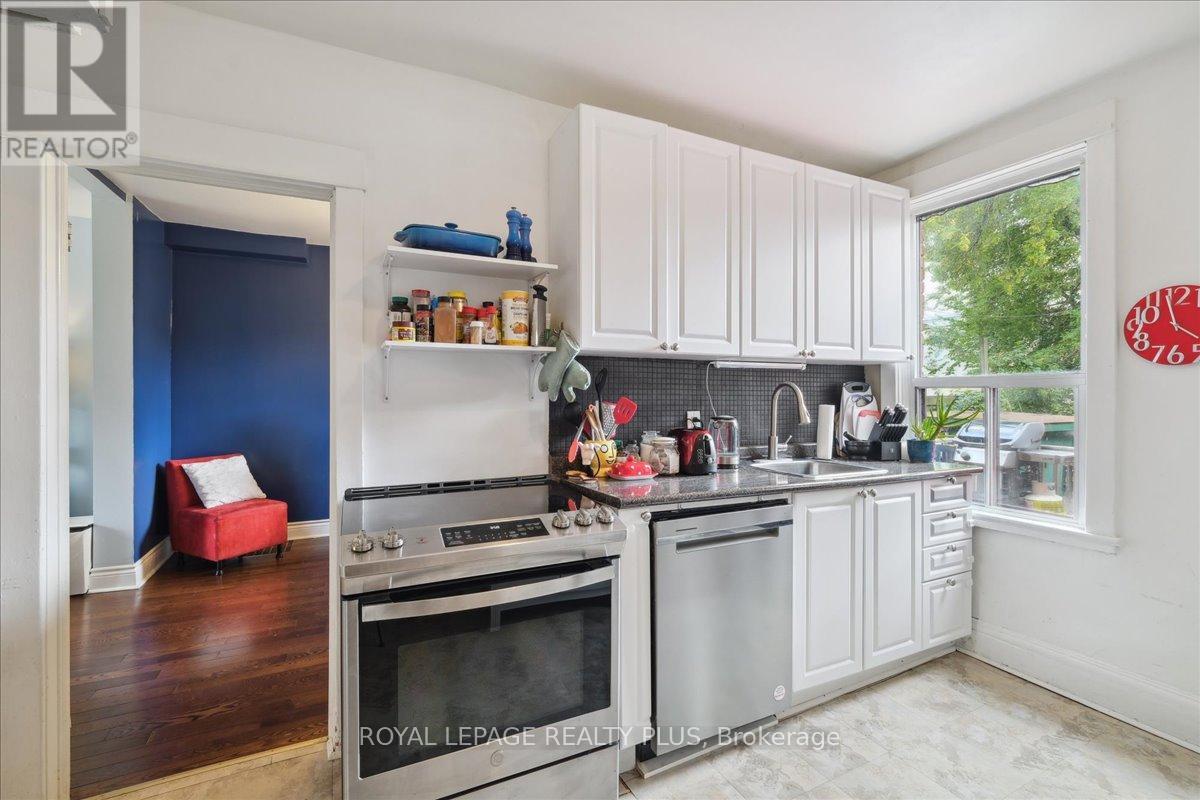 Photo 26 of 350 Albany Avenue, Toronto ON