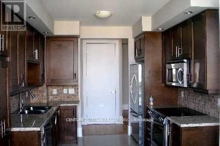 Photo 10 of 3306 181 Wynford Drive, Toronto ON