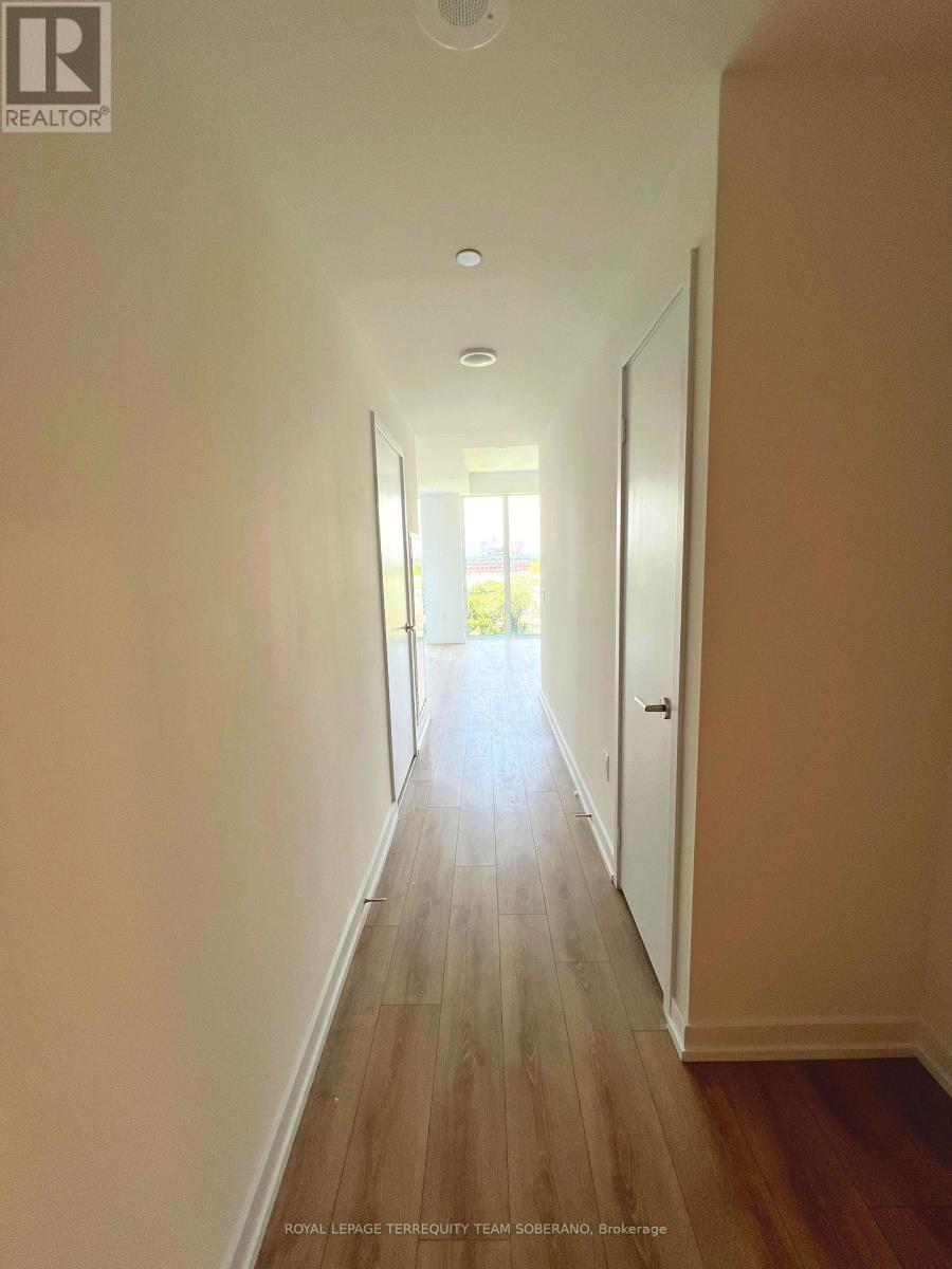 Photo 15 of 605 500 Dupont Street, Toronto ON