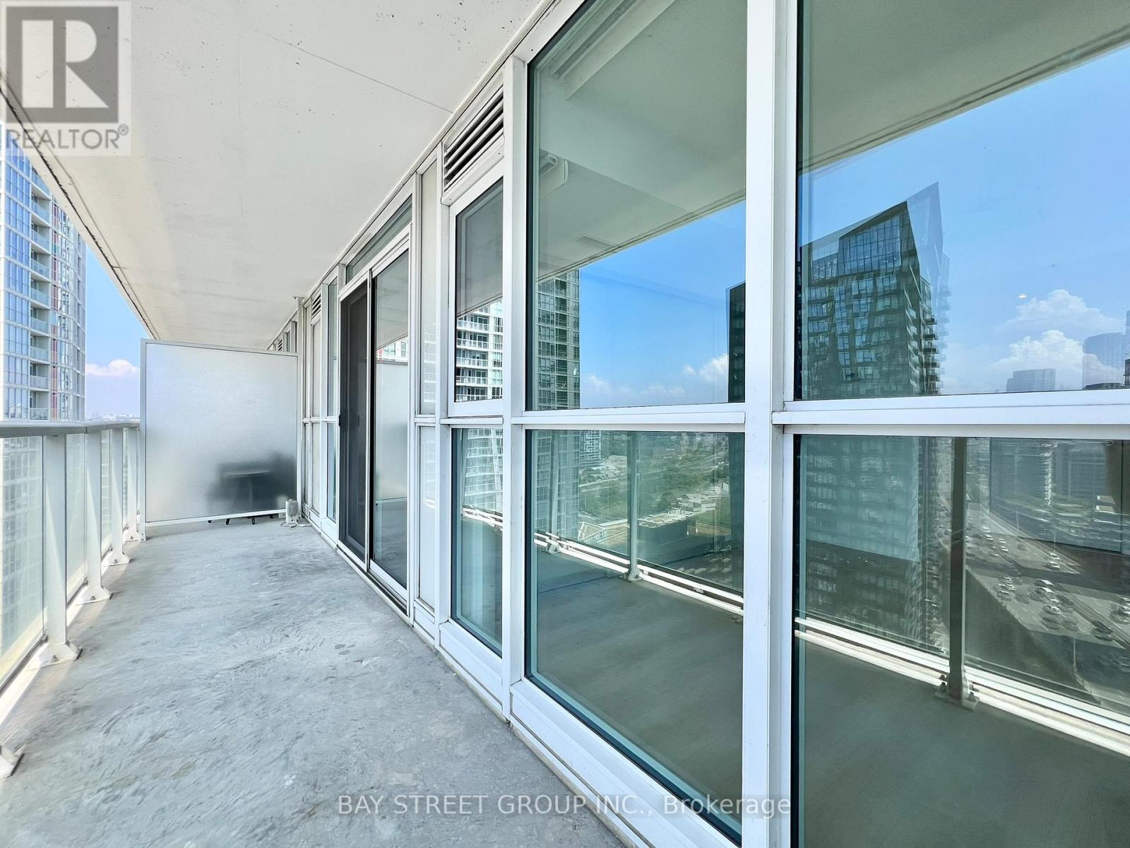 Photo 17 of 2611 75 Queens Wharf Road, Toronto ON