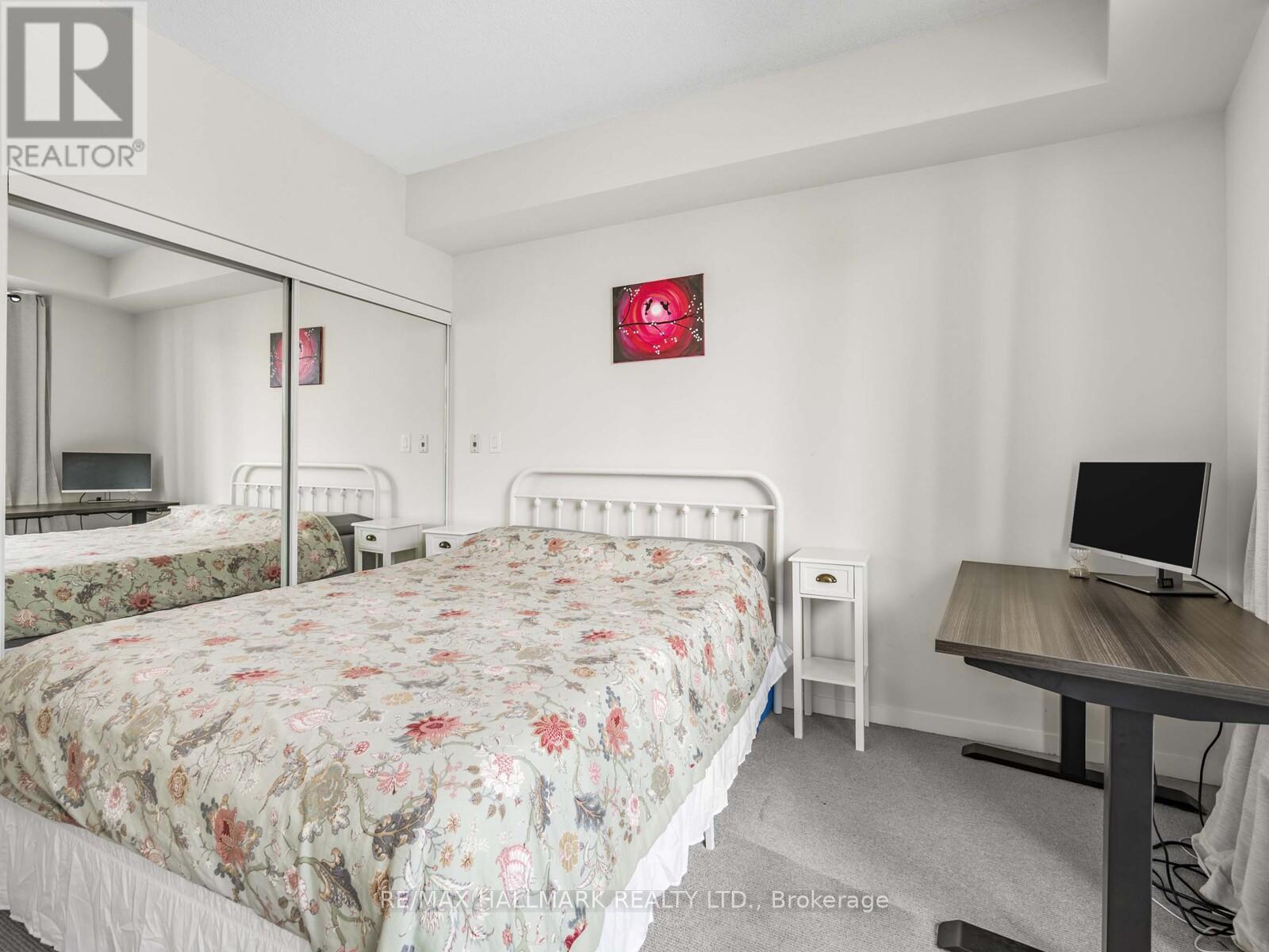 Photo 26 of 2109 65 Bremner Boulevard, Toronto ON