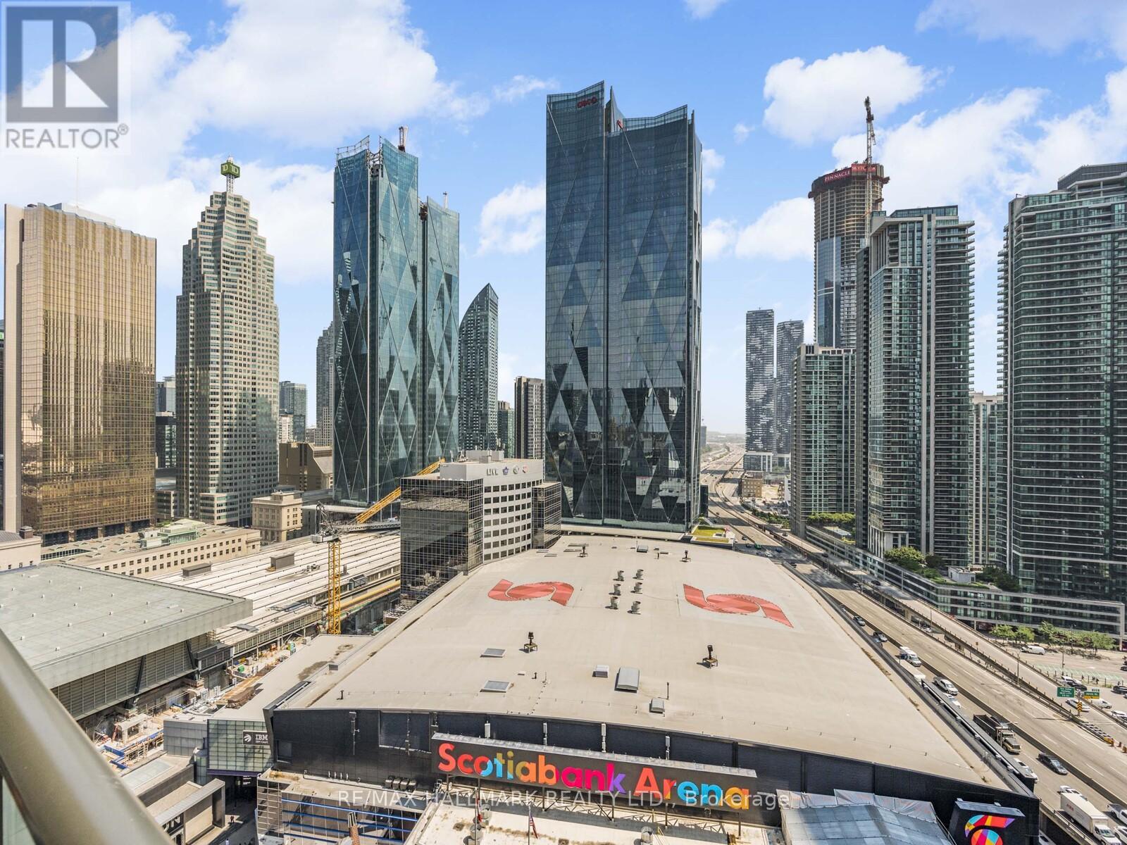 Photo 29 of 2109 65 Bremner Boulevard, Toronto ON