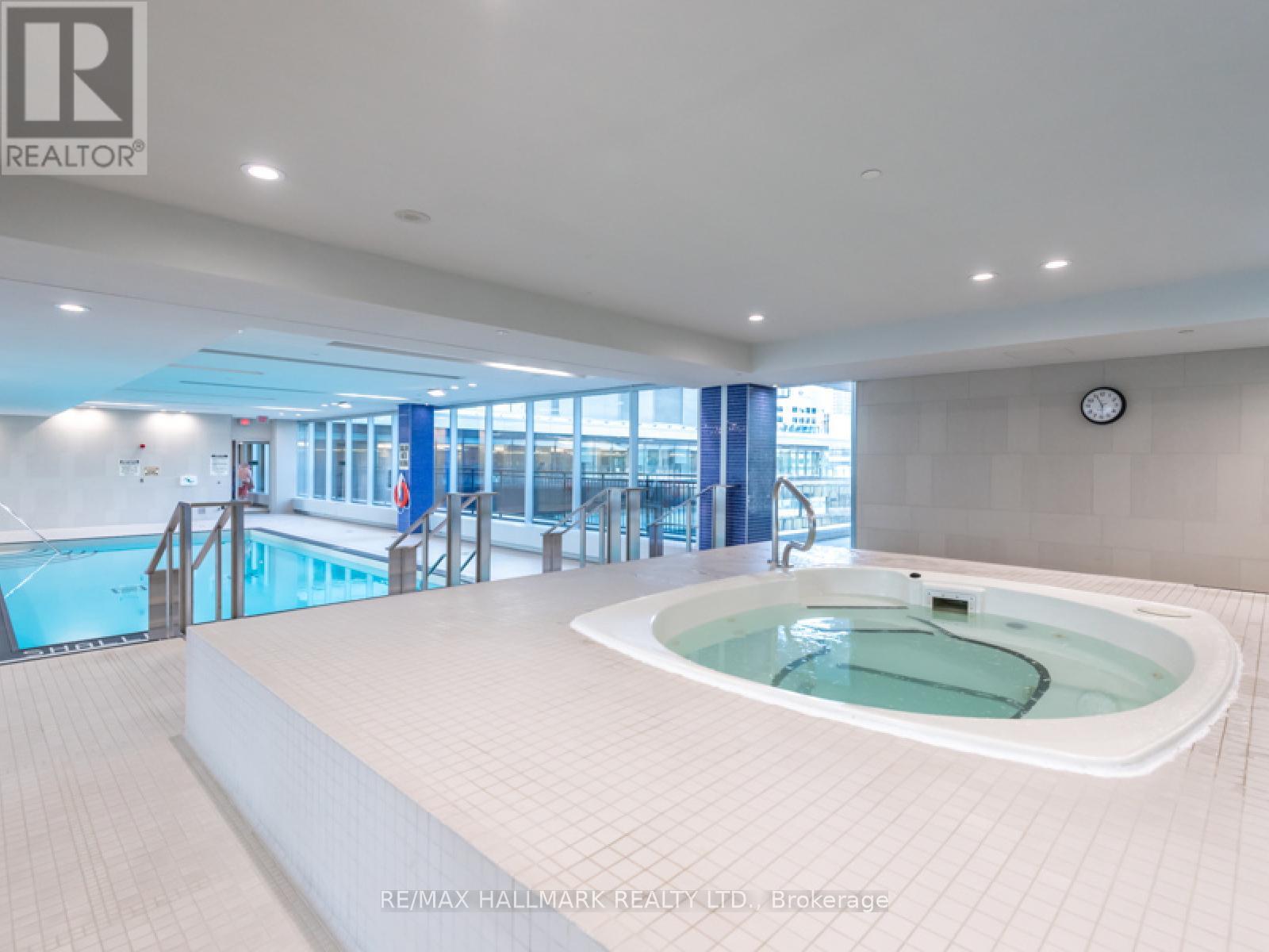Photo 20 of 2109 65 Bremner Boulevard, Toronto ON