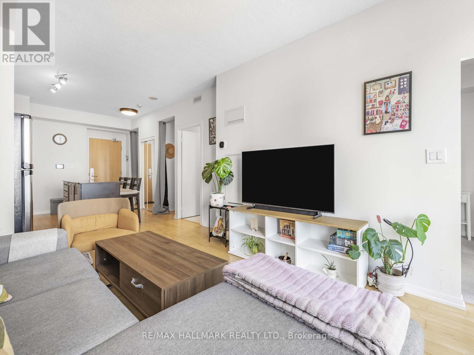 Photo 24 of 2109 65 Bremner Boulevard, Toronto ON